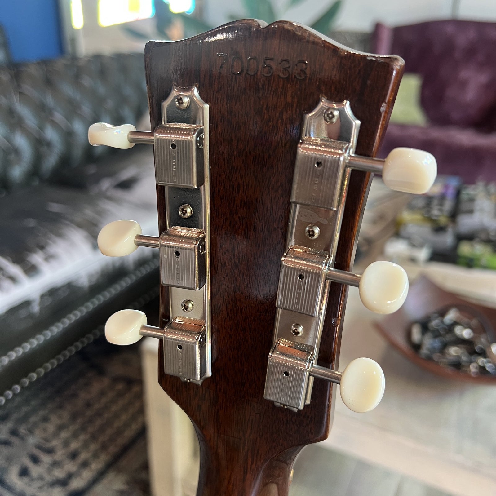 Vintage 1968 Gibson B-25 Acoustic Guitar – Sunburst (Original Case)
