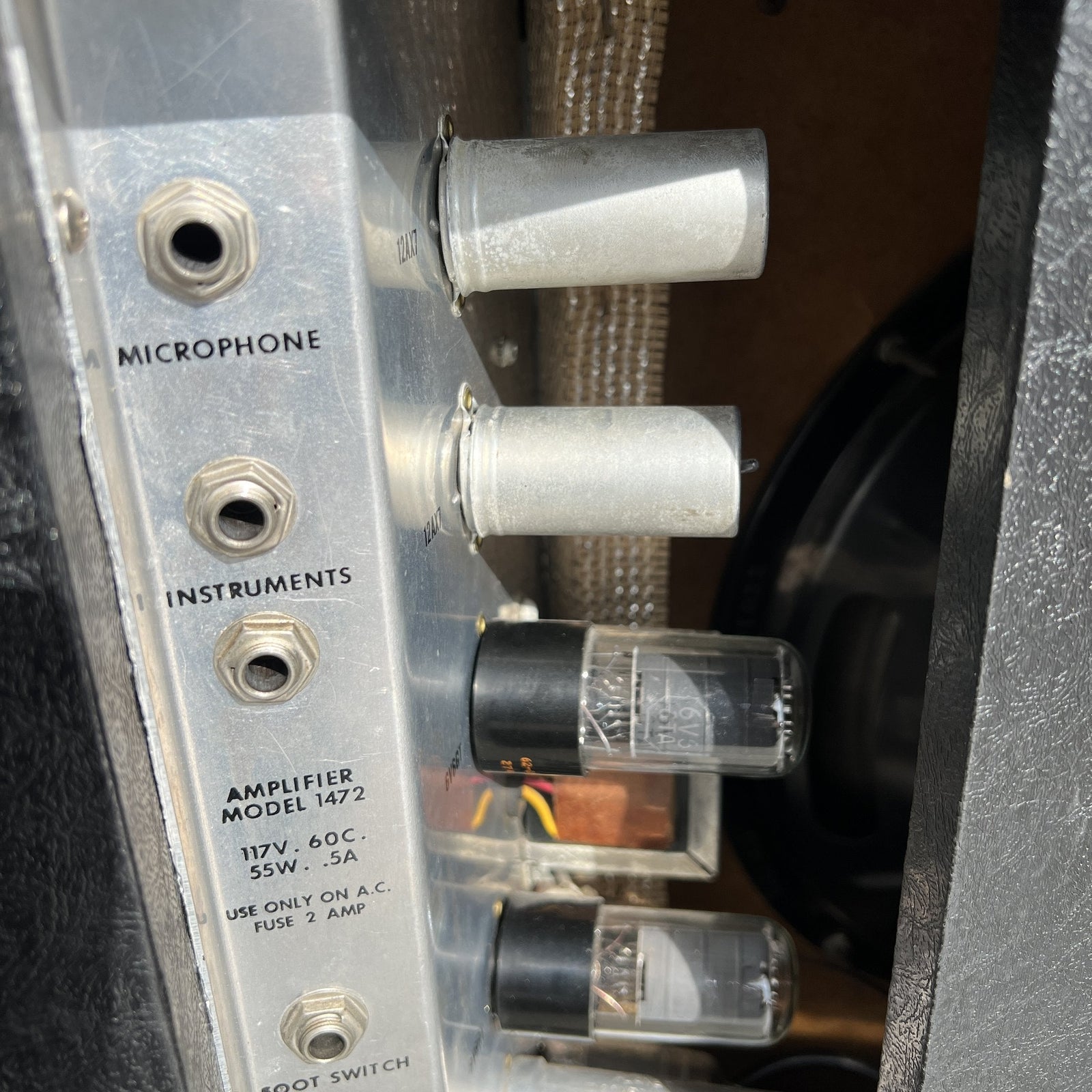 1961 Silvertone 1472 10W Guitar Amplifier