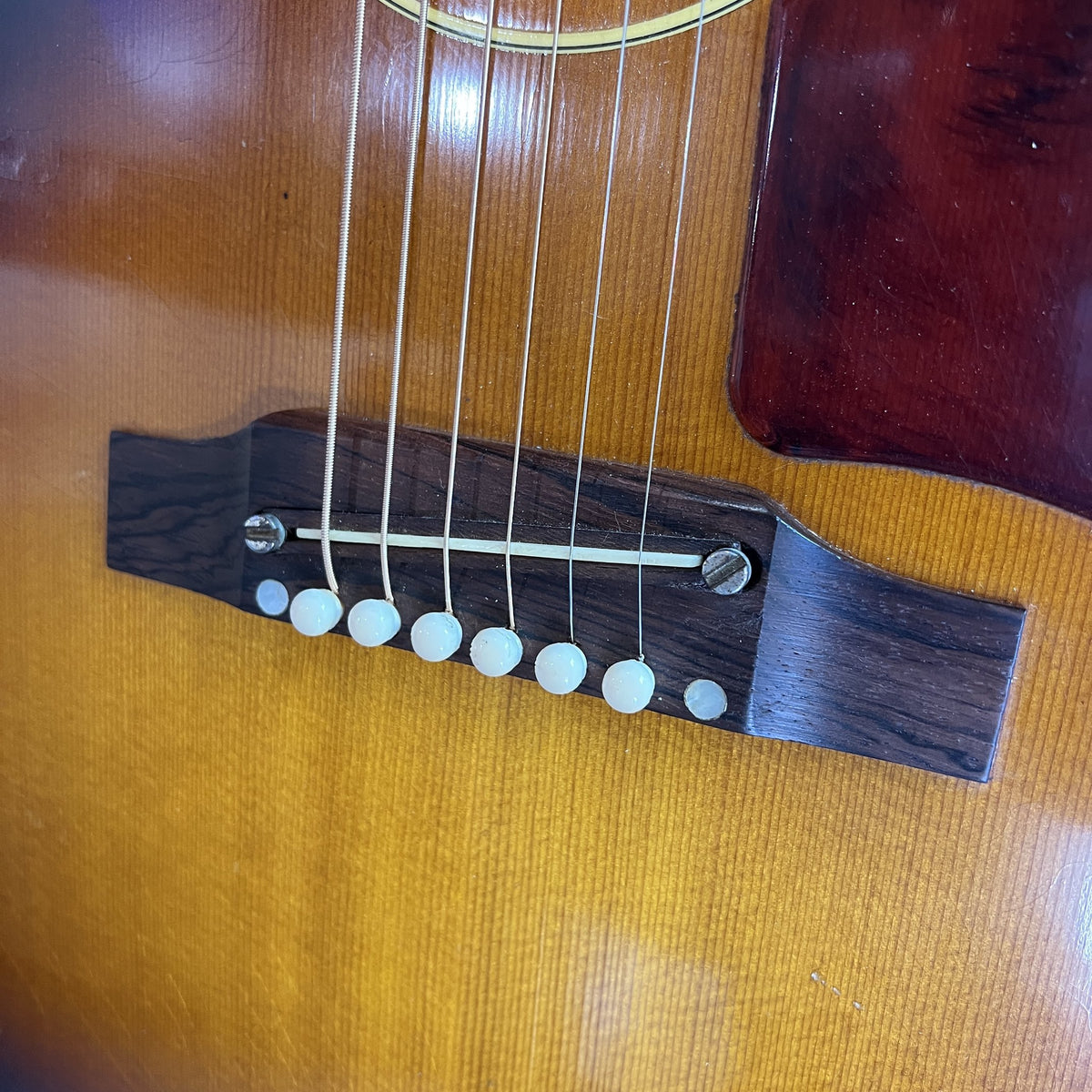 Vintage 1968 Gibson B-25 Acoustic Guitar – Sunburst (Original Case)