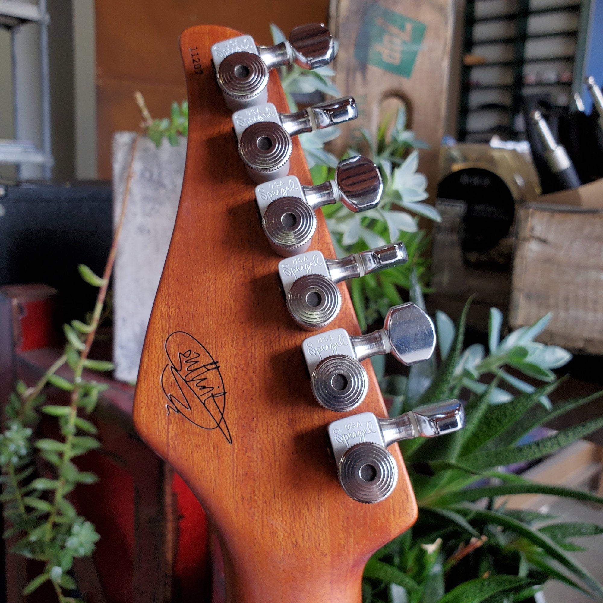 Suhr Guthrie Govan - Light Bengal Burst - 2009