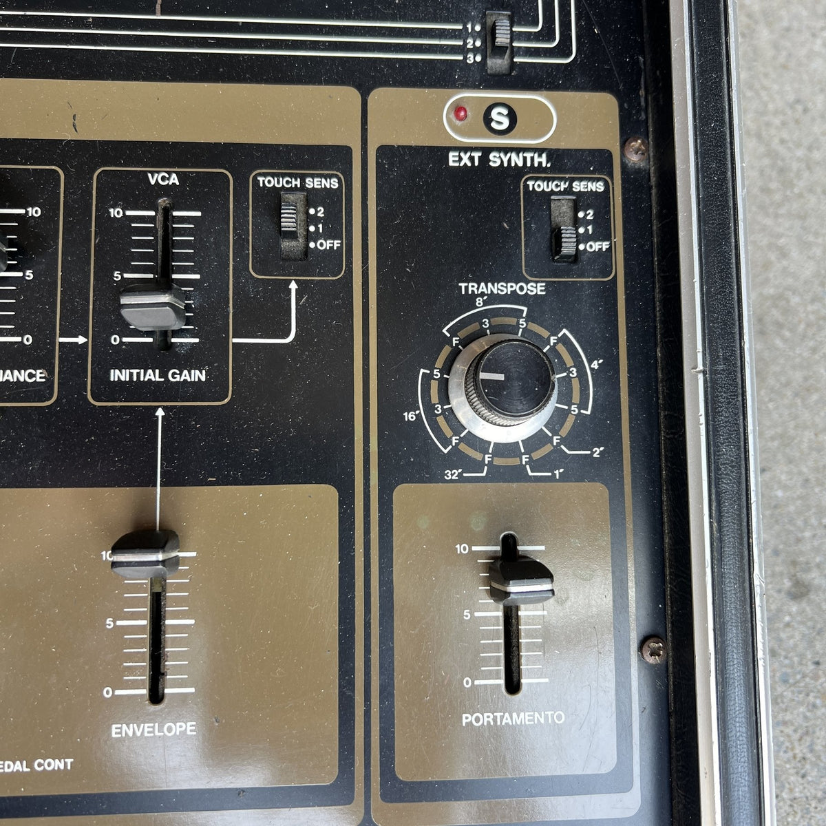 Roland GR-500 Guitar Synthesizer & Controller