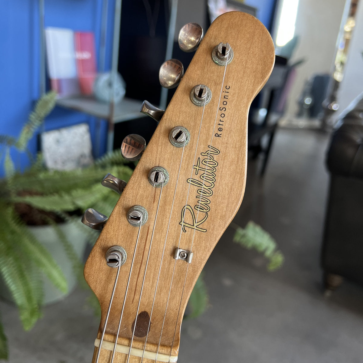 2018 Revelator Guitars Retrosonic - Sherwood Green Metallic