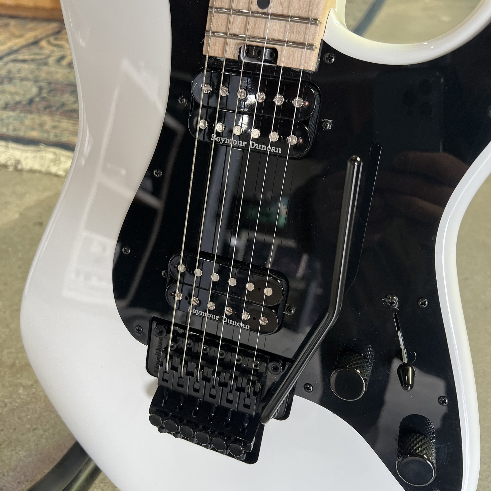 Charvel Pro-Mod So-Cal Style 1 HH FR / Snow White