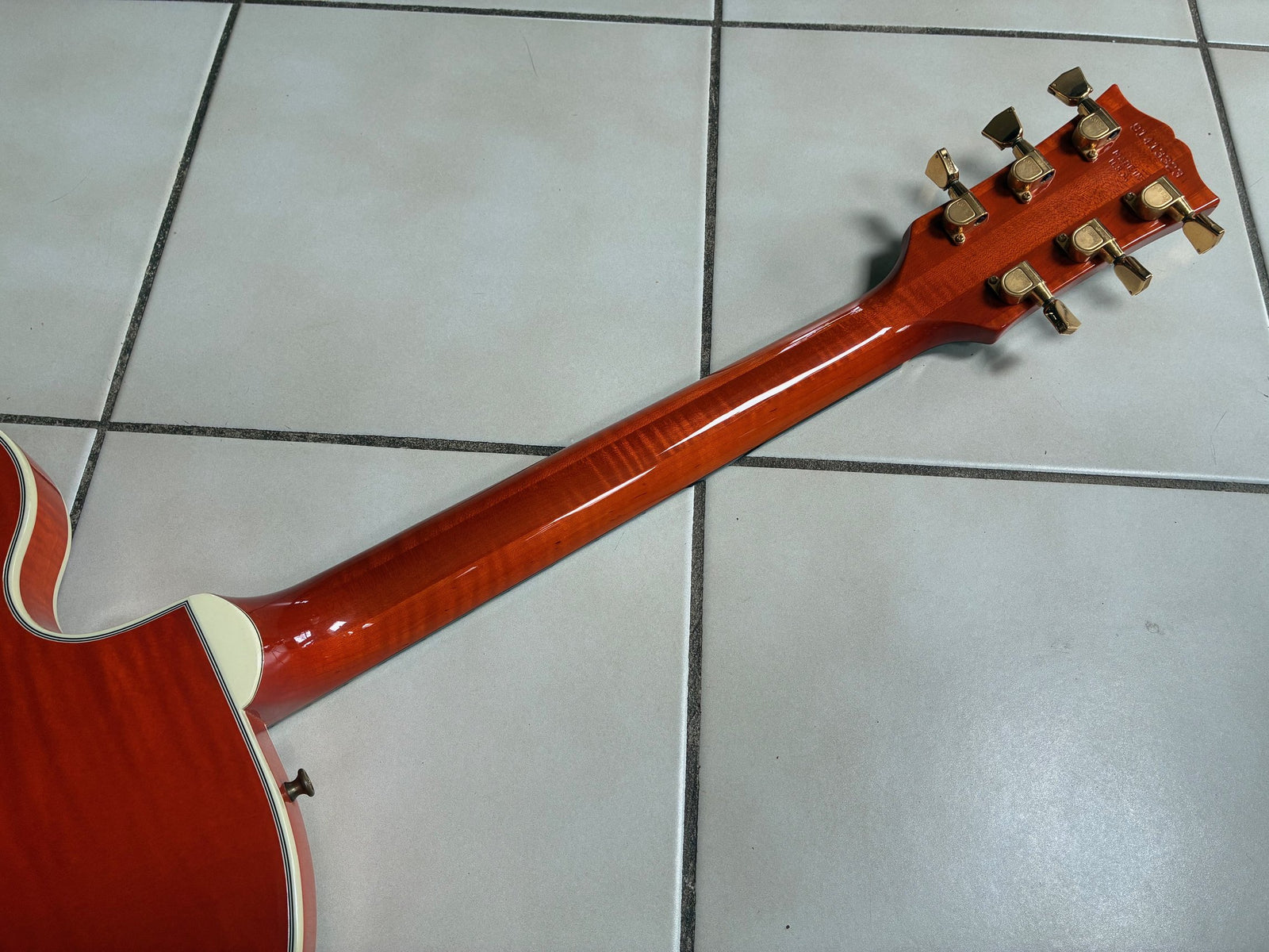 Vintage 1993 Gibson Chet Atkins Country Gentleman