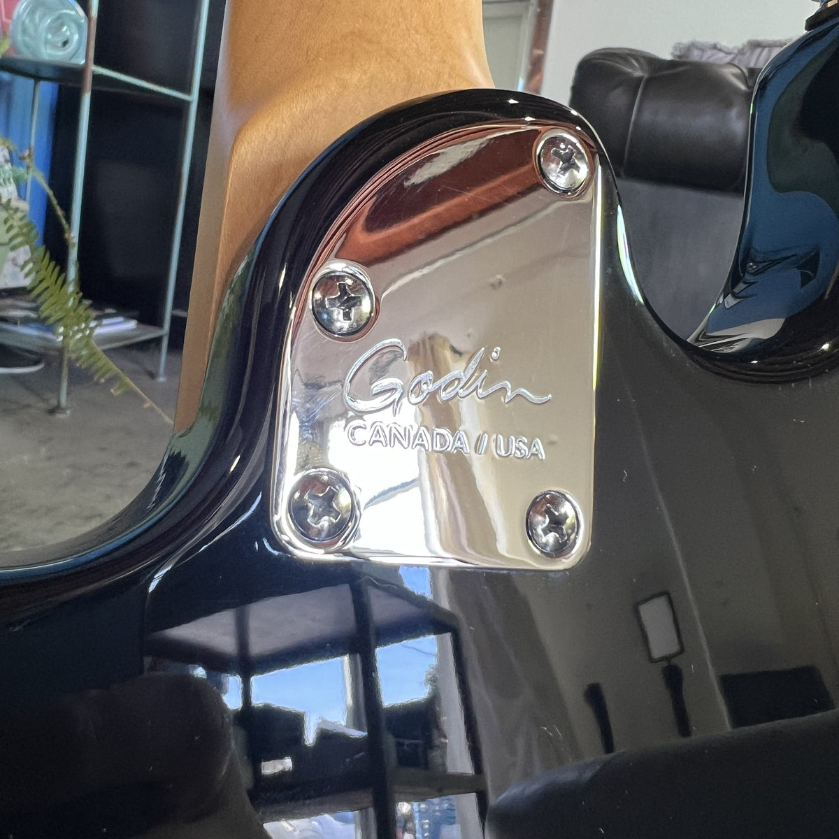 2019 Godin Session LTD - Black