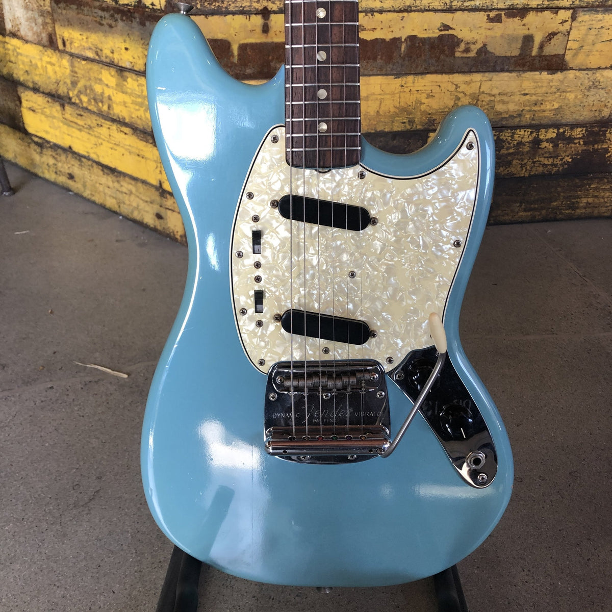 Vintage 1966 Fender Mustang - Daphne Blue