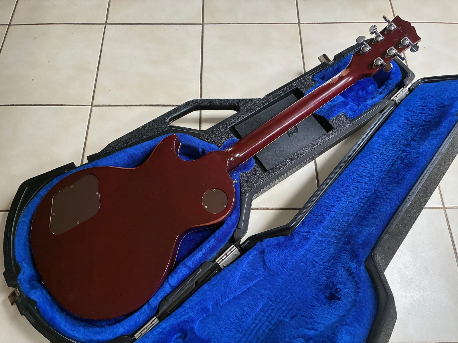 Vintage 1986 Gibson Les Paul Standard Guitar & Case - Sunburst
