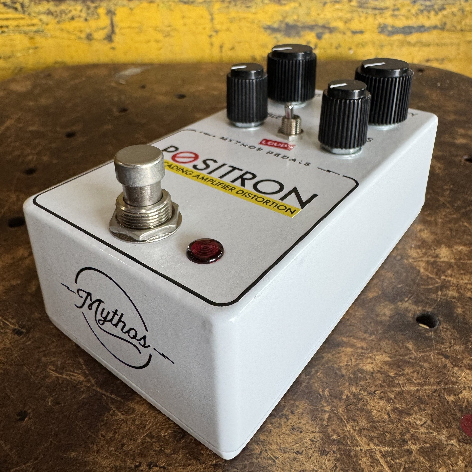 Mythos Pedals Positron
