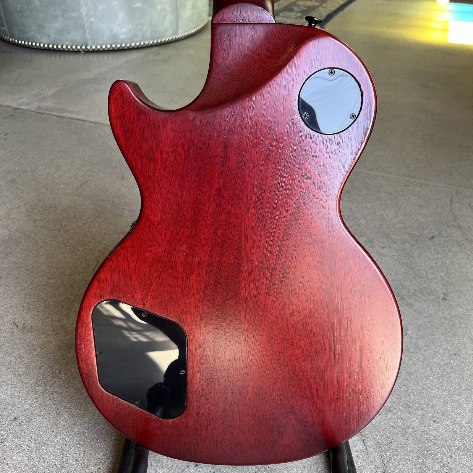 2023 Gibson Les Paul Modern Studio - Wine Red Satin