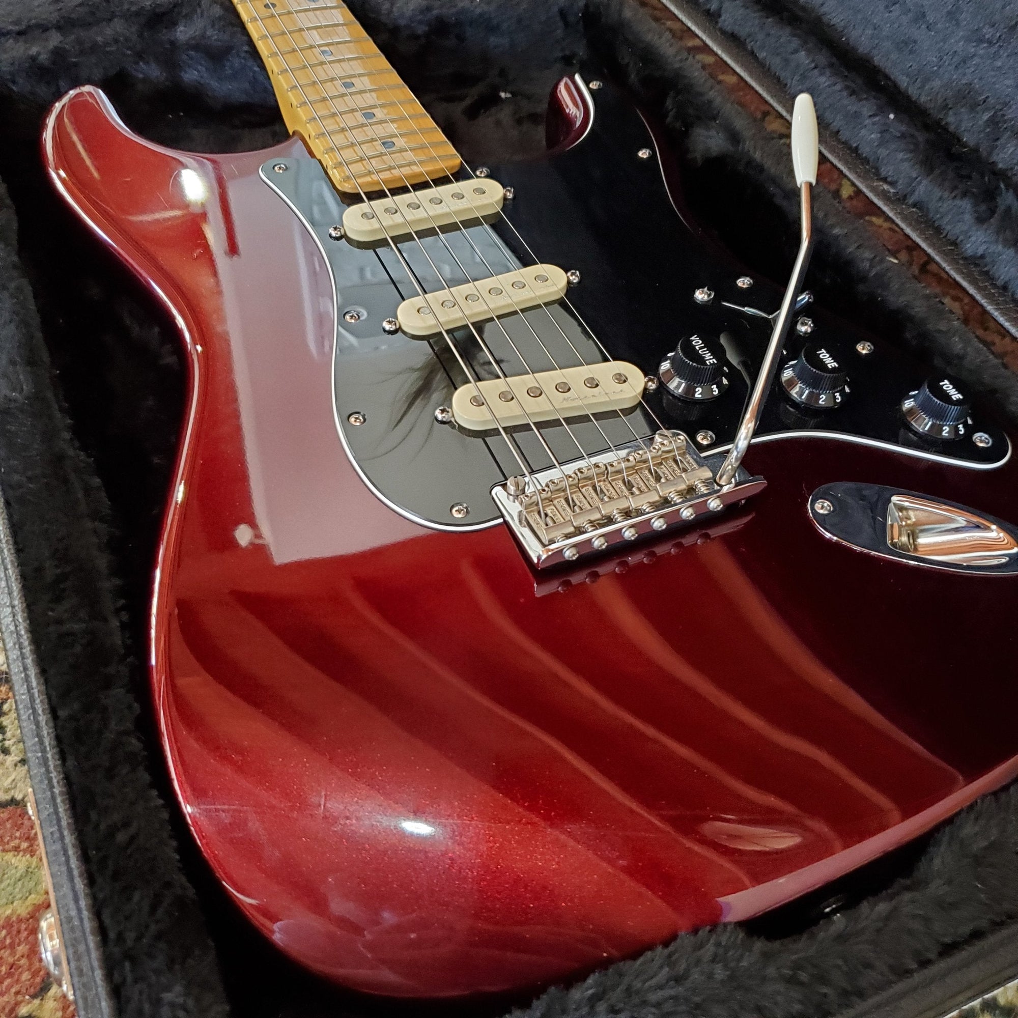 2014 Fender American Standard Stratocaster - Bordeaux Metallic