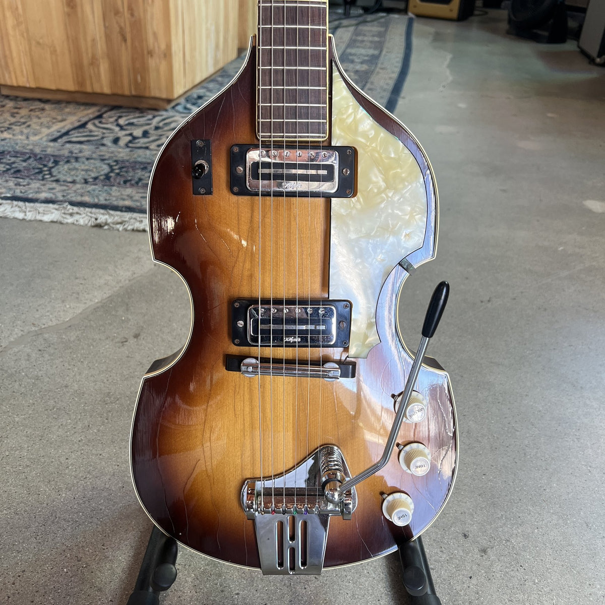 Hofner 459 Violin Guitar - Mid-60s - Sunburst