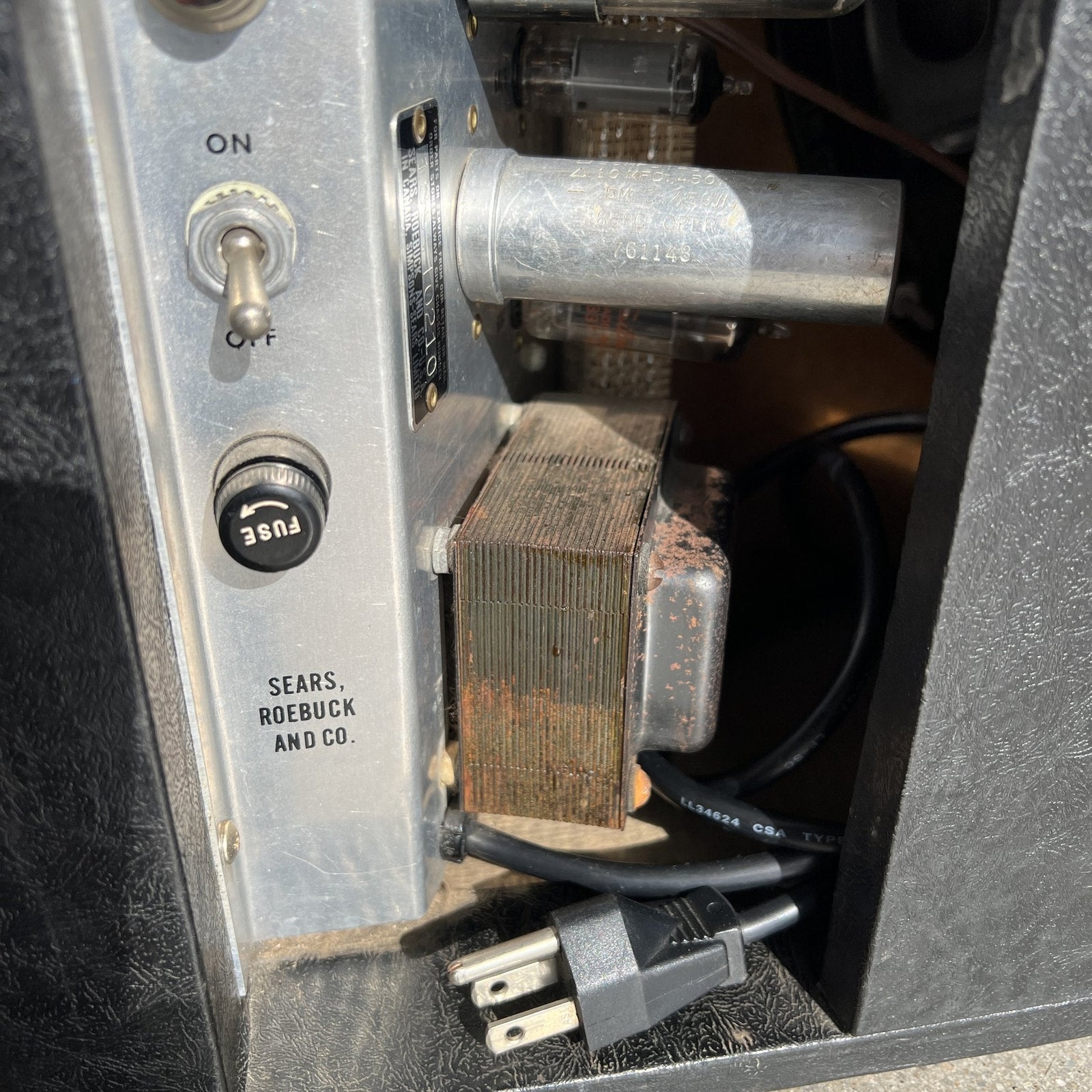 1961 Silvertone 1472 10W Guitar Amplifier