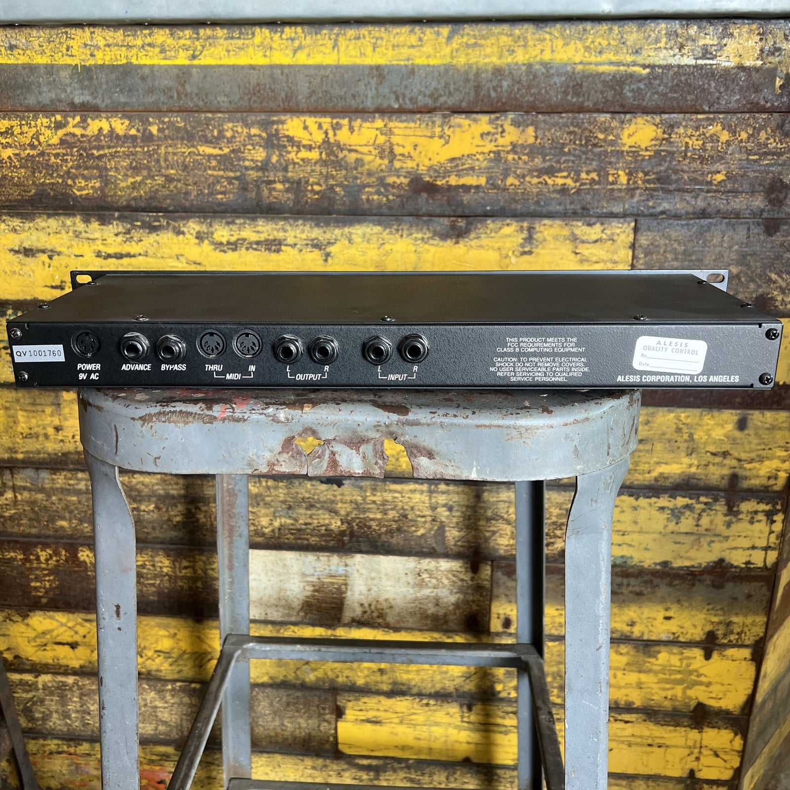 Alesis QuadraVerb 20k Bandwidth Simultaneous Digital Effects Processor - Excellent Condition
