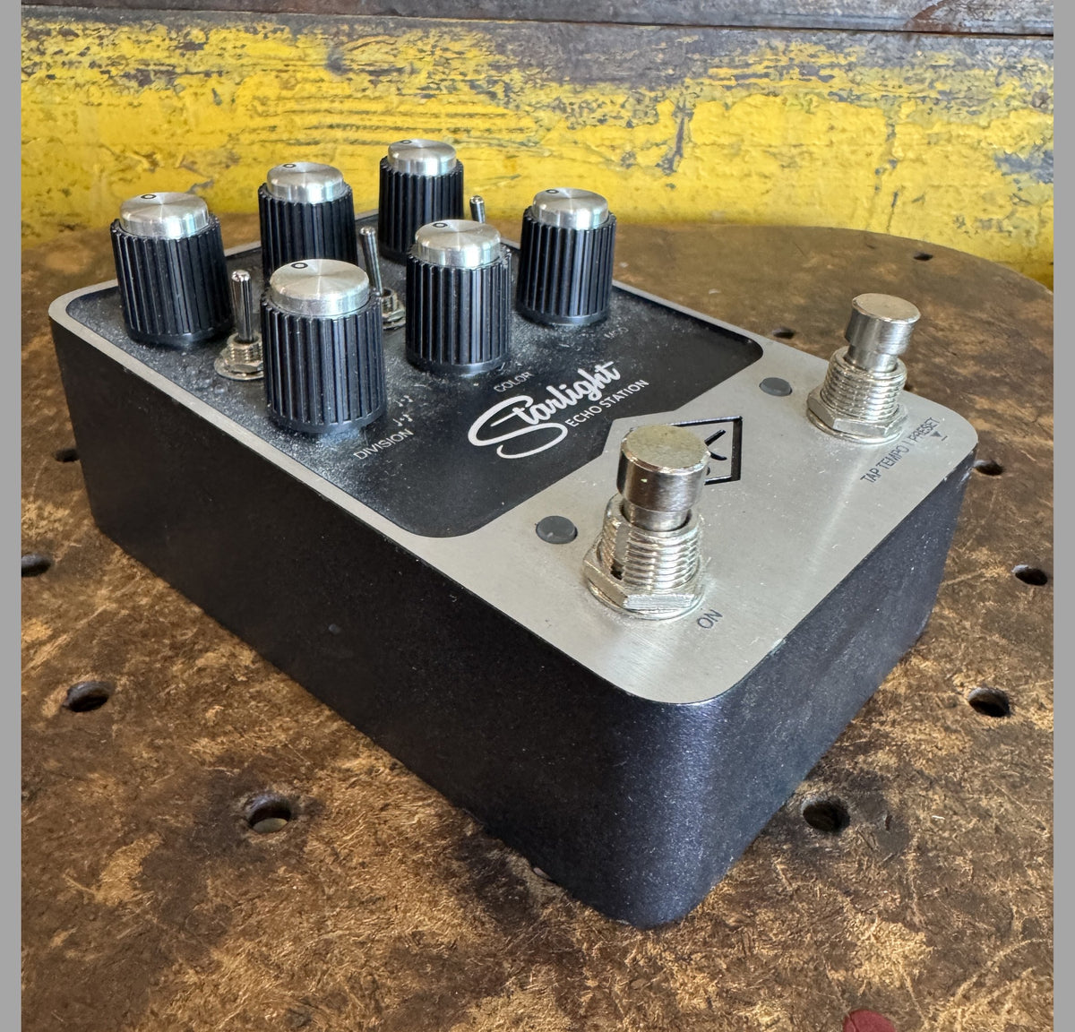Universal Audio Starlight Echo Station