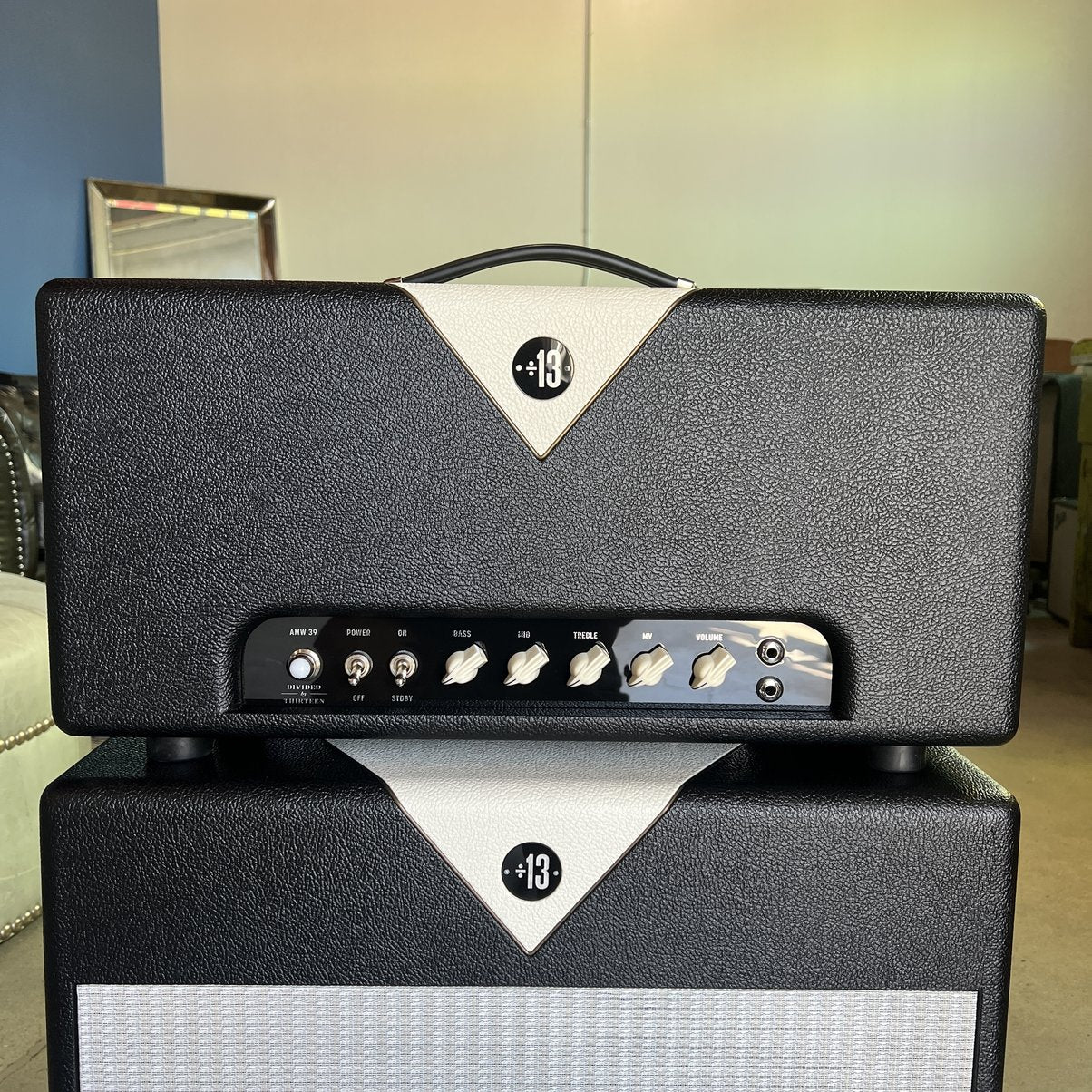 Divided by 13 AMW 39 Head - Black Bronco Tolex / Cream V