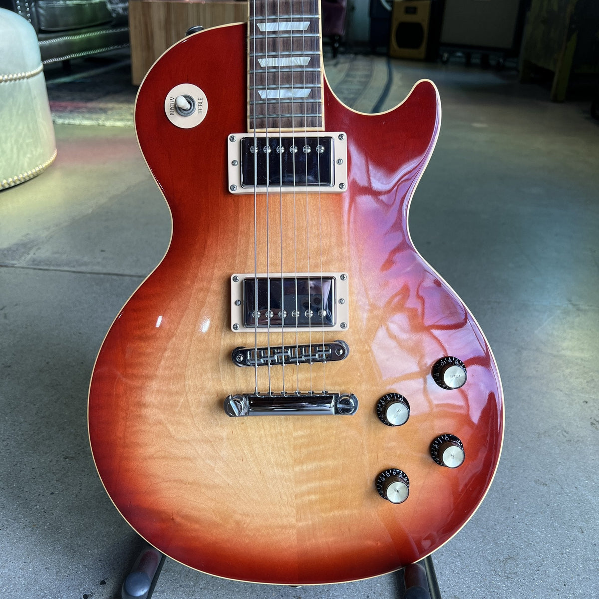 2008 Les Paul Standard, Heritage Cherry Sunburst