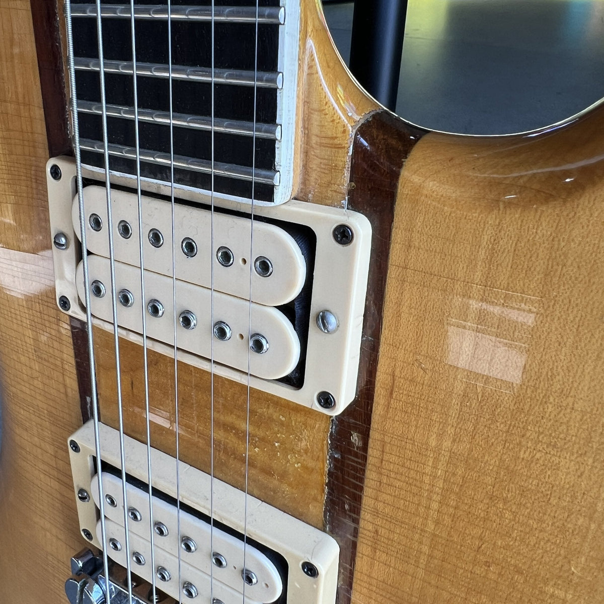 1976 BC Rich Mockingbird Supreme, owned by Tom Bukovac