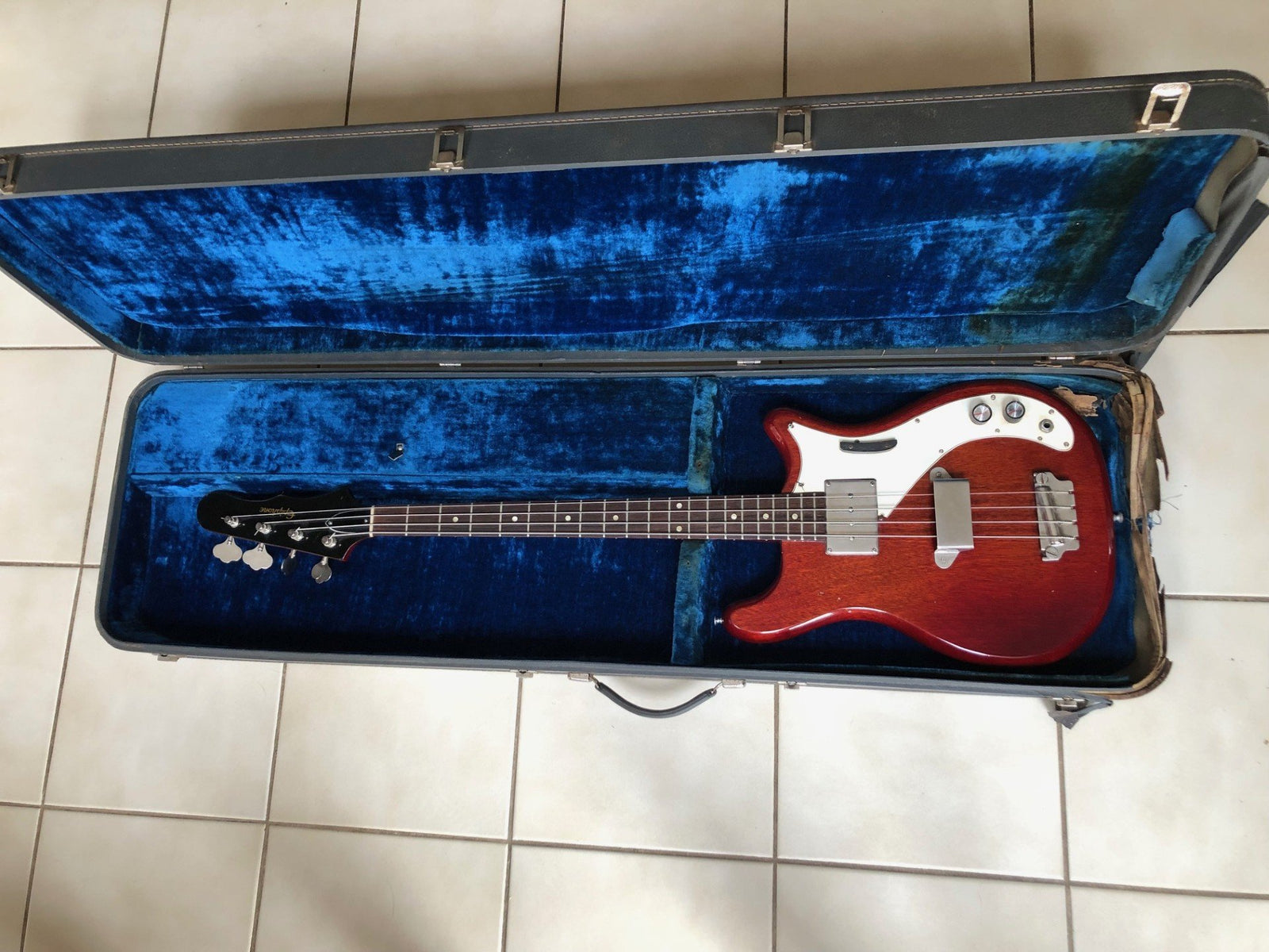 Vintage 1964 Epiphone Newport bass guitar and case 100% original