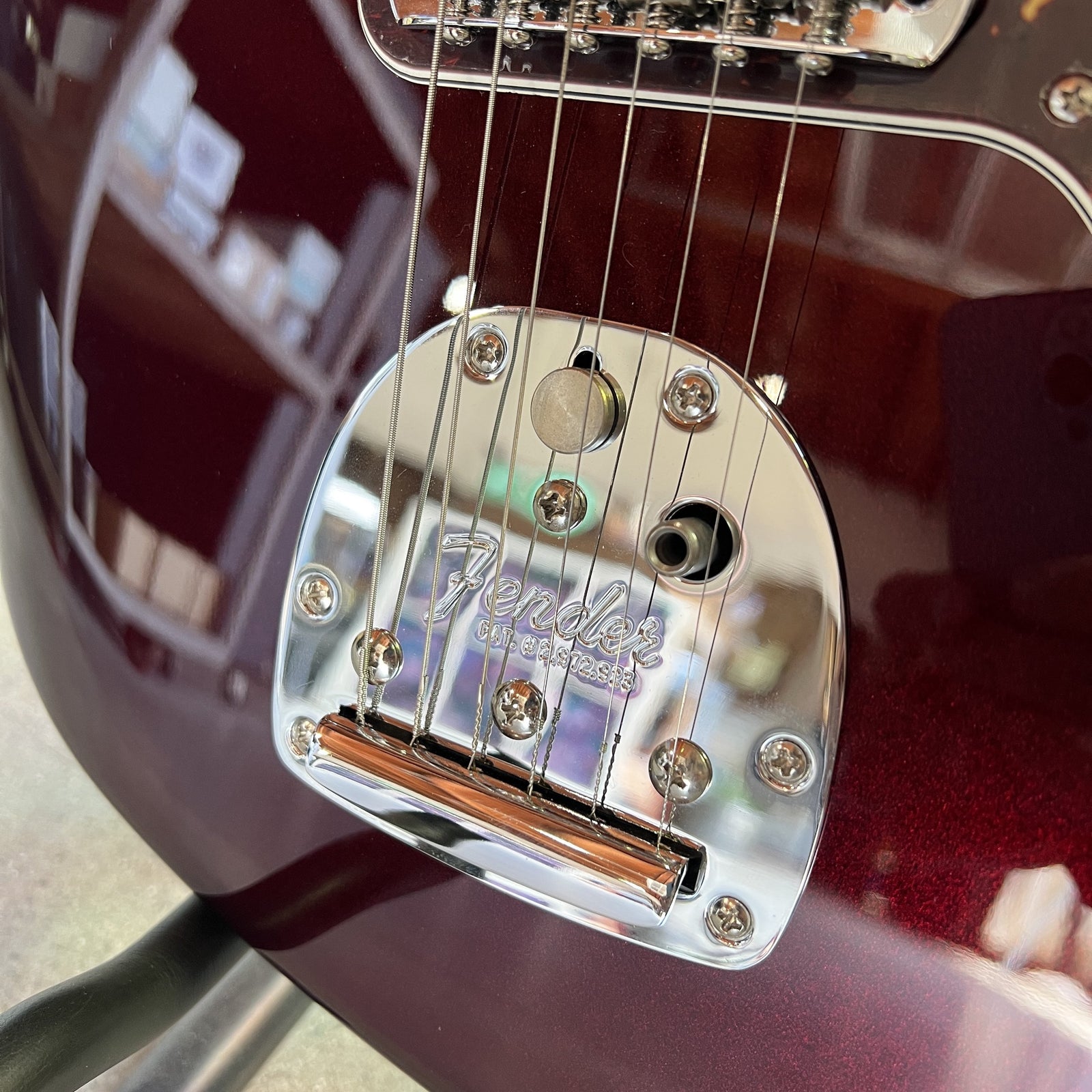 Fender Troy Van Leeuwen Signature Jazzmaster – Oxblood