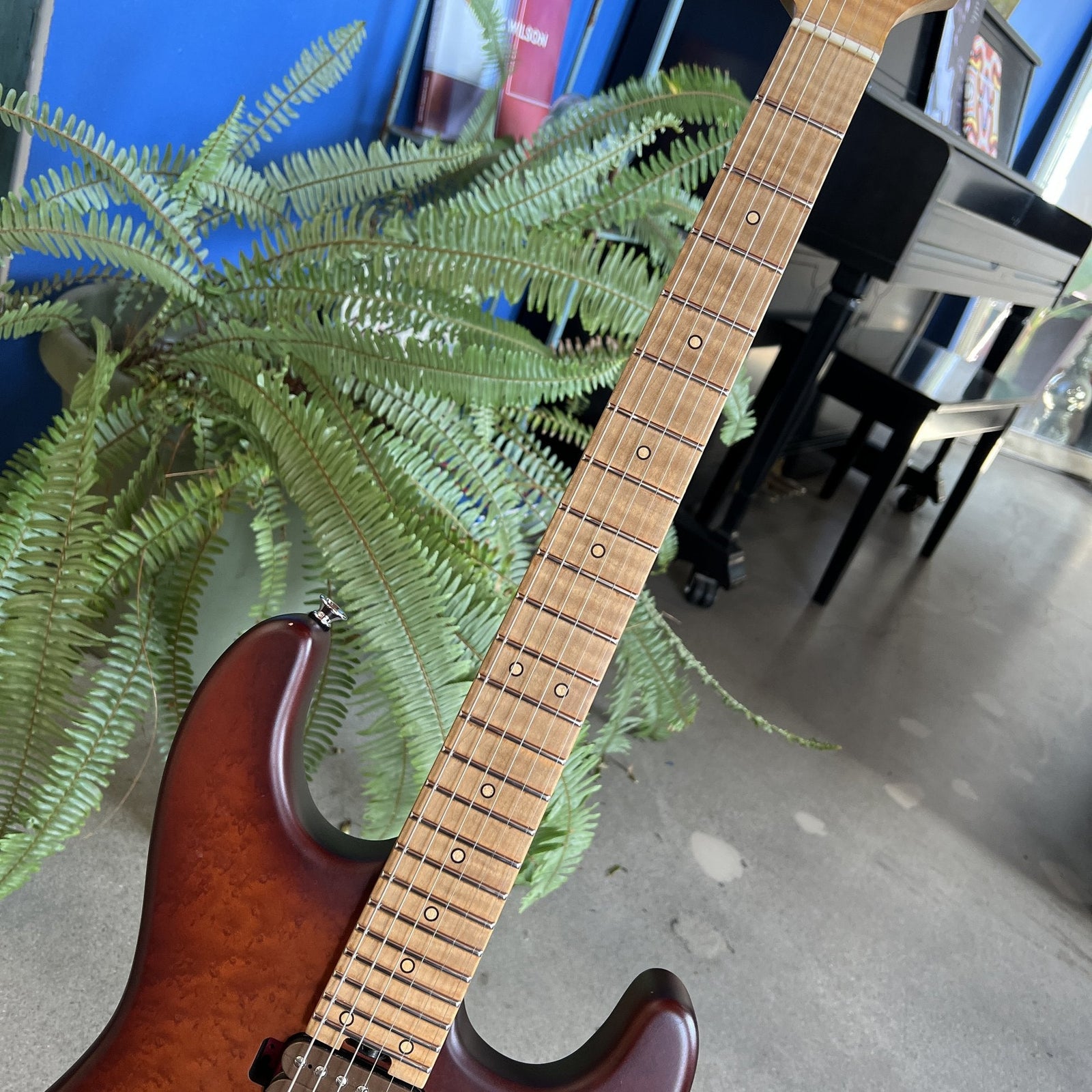 Charvel Guthrie Govan Signature HSH Limited Britannica Red - 2016