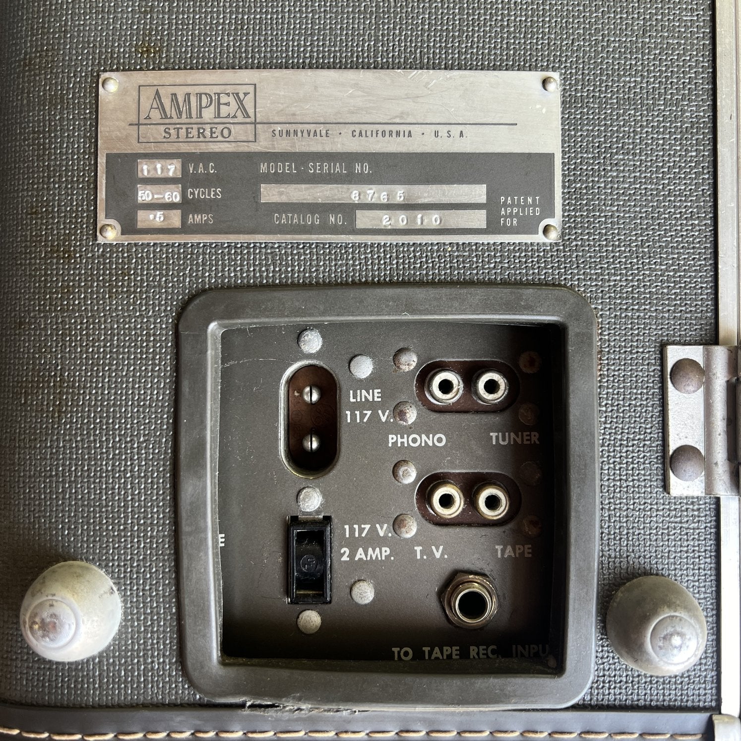 Ampex Stereo 2010 Vintage Suitcase Style Tube Amplifier