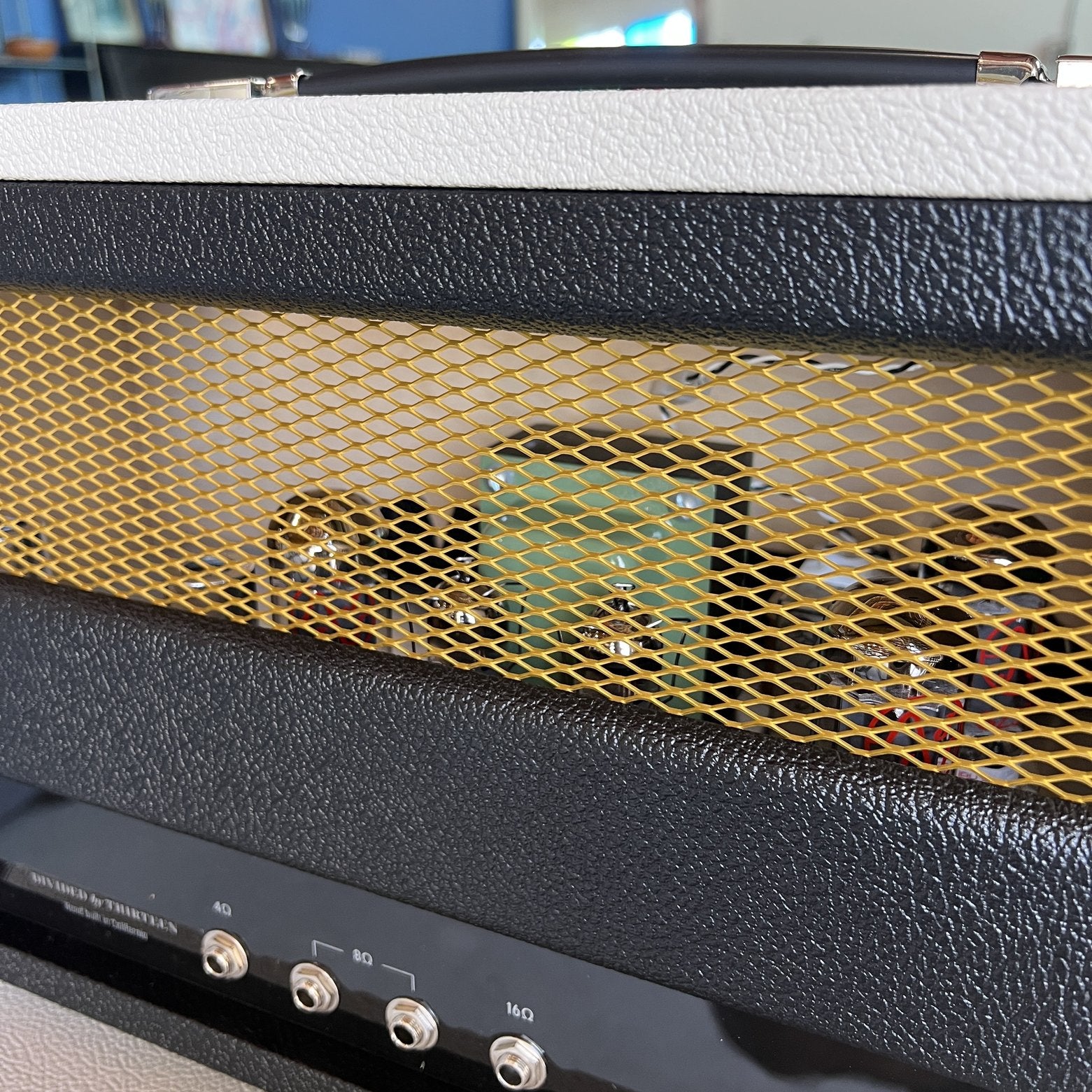 Divided by 13 CCC 9/15 Head - Black Bronco Tolex / Cream V