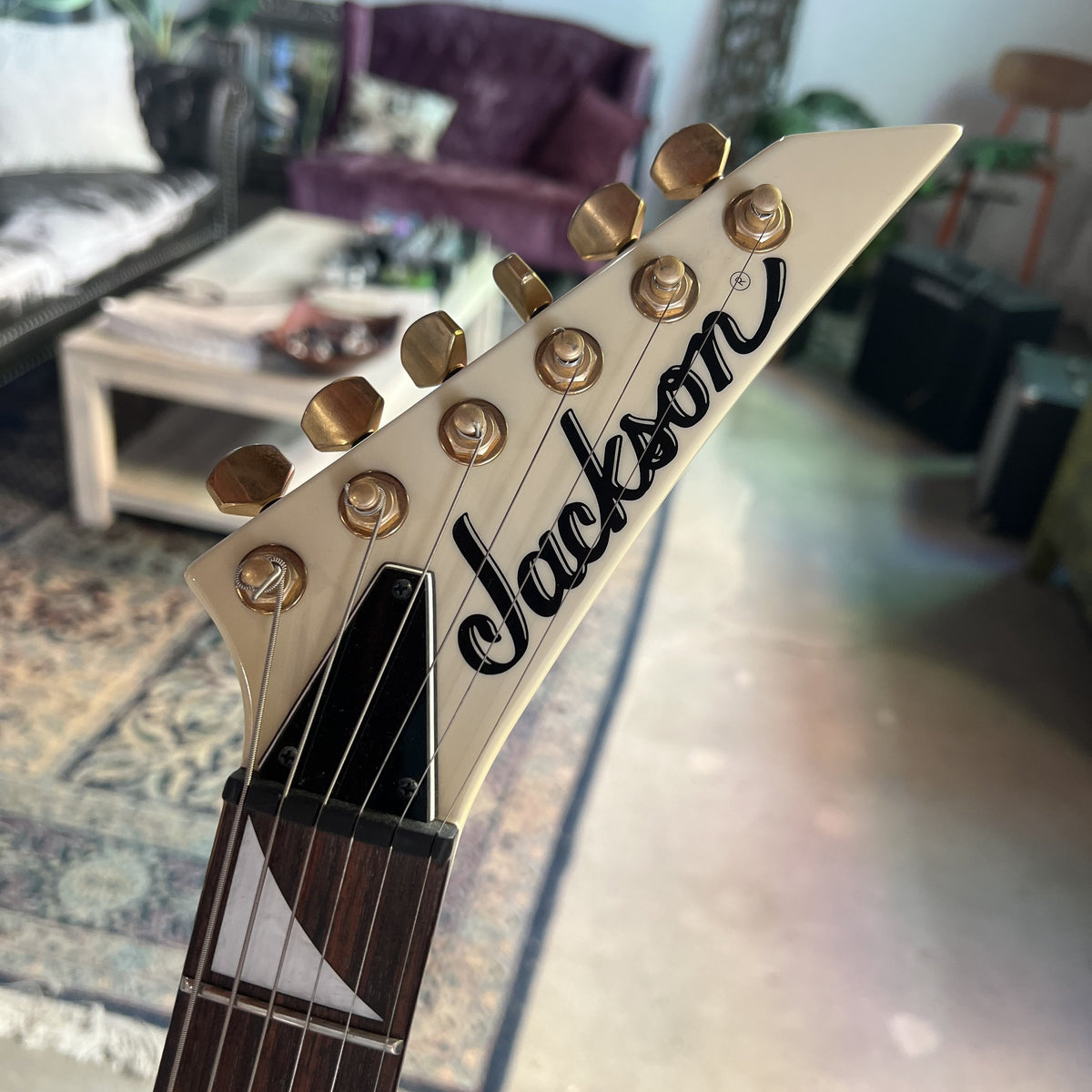 Jackson Pro Series RR5 Randy Rhoads - Made in Japan - Ivory with Black Pinstripes - 2006