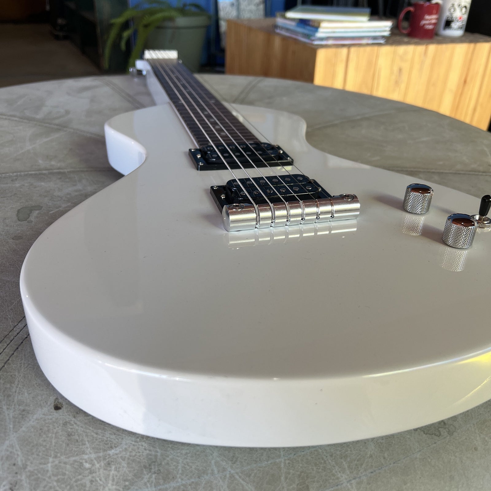 Asher Electro Hawaiian Junior Lap Steel Guitar - Antique White | Cottonwood Music Emporium