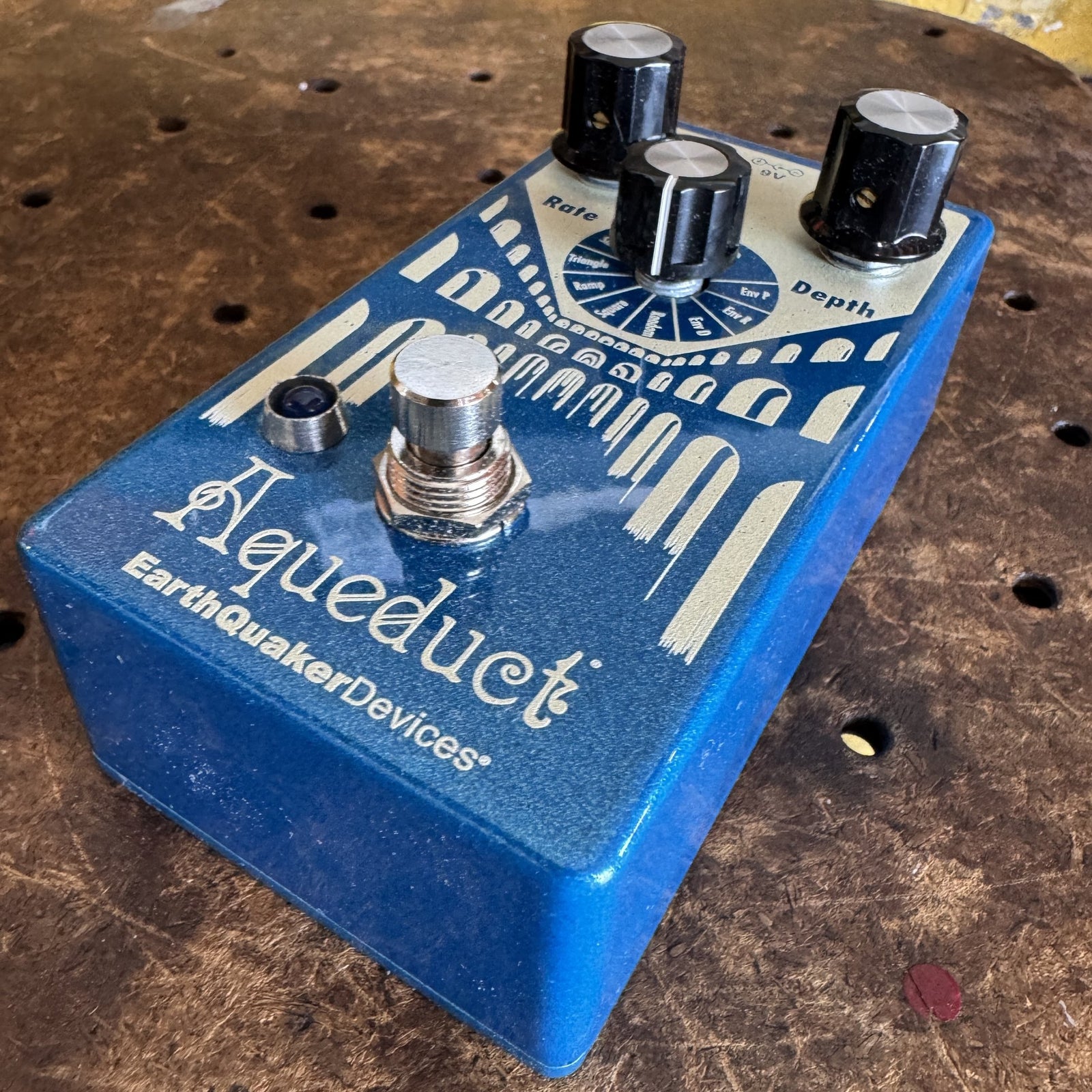 EarthQuaker Devices Aqueduct Vibrato