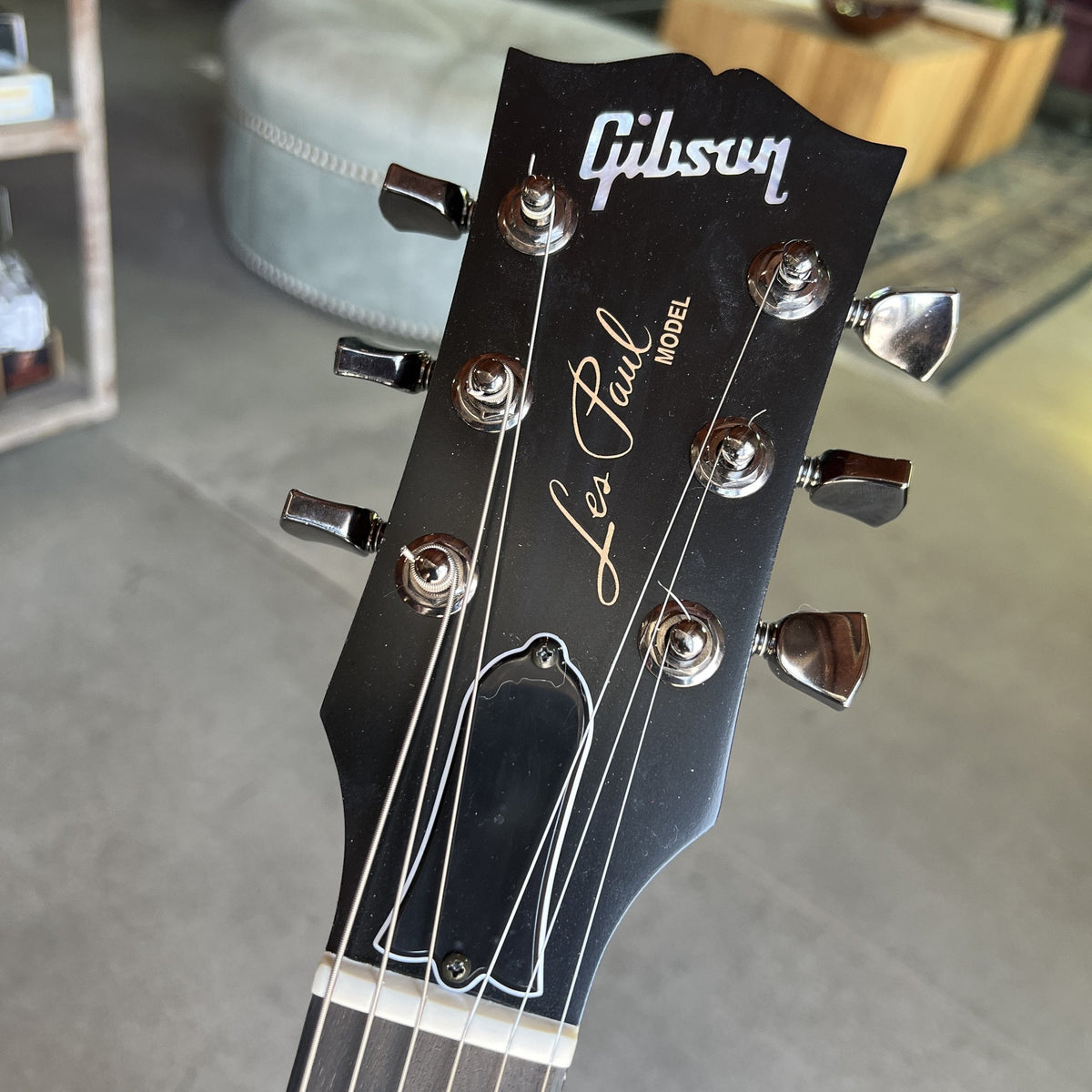 2023 Gibson Les Paul Modern Studio - Wine Red Satin