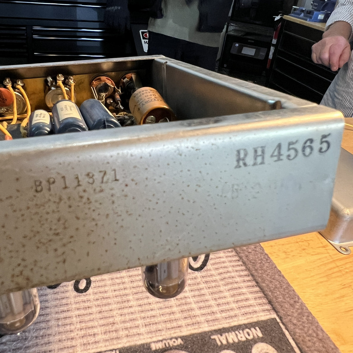 1963 Fender Bassman 6G6-B - Tuxedo