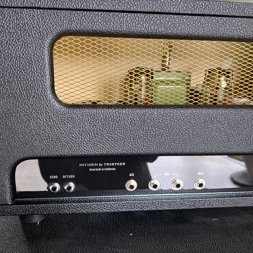 Divided by 13 AMW 39 Head - Black Bronco Tolex / Black V