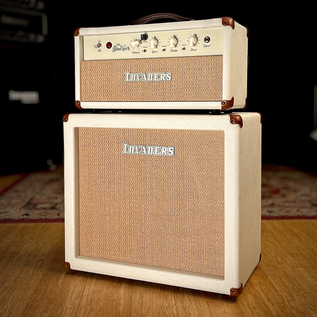 Invaders Amplification 530 BlueVerb Head & 1x12 Cabinet - Ivory