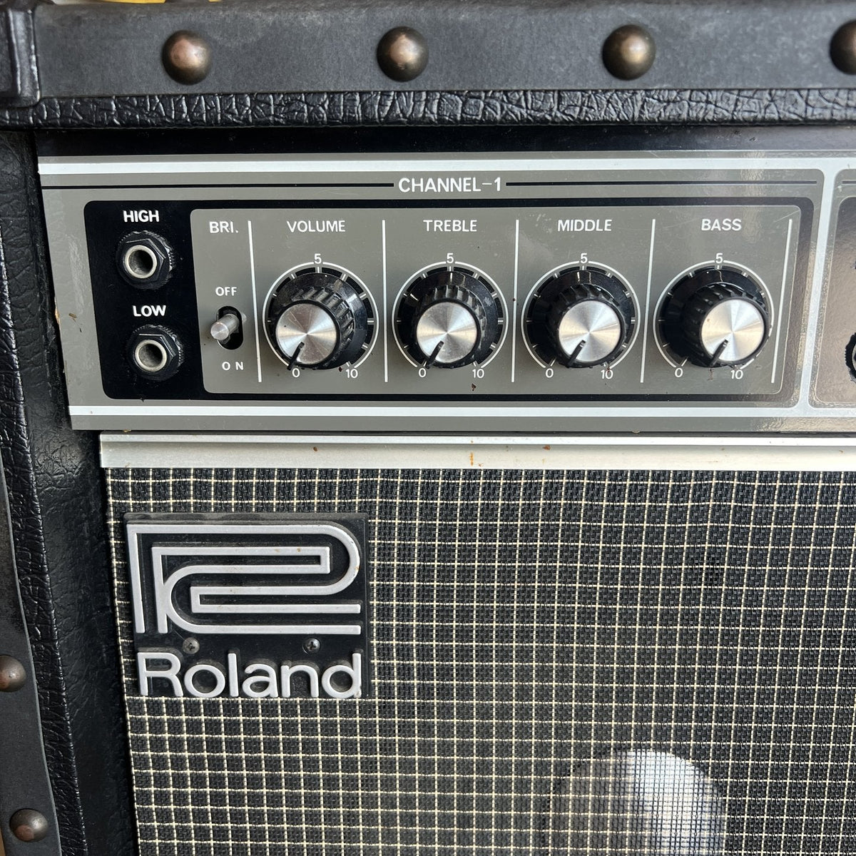 Roland JC-120 Jazz Chorus 2-Channel 120-Watt 2x12" Guitar Combo
