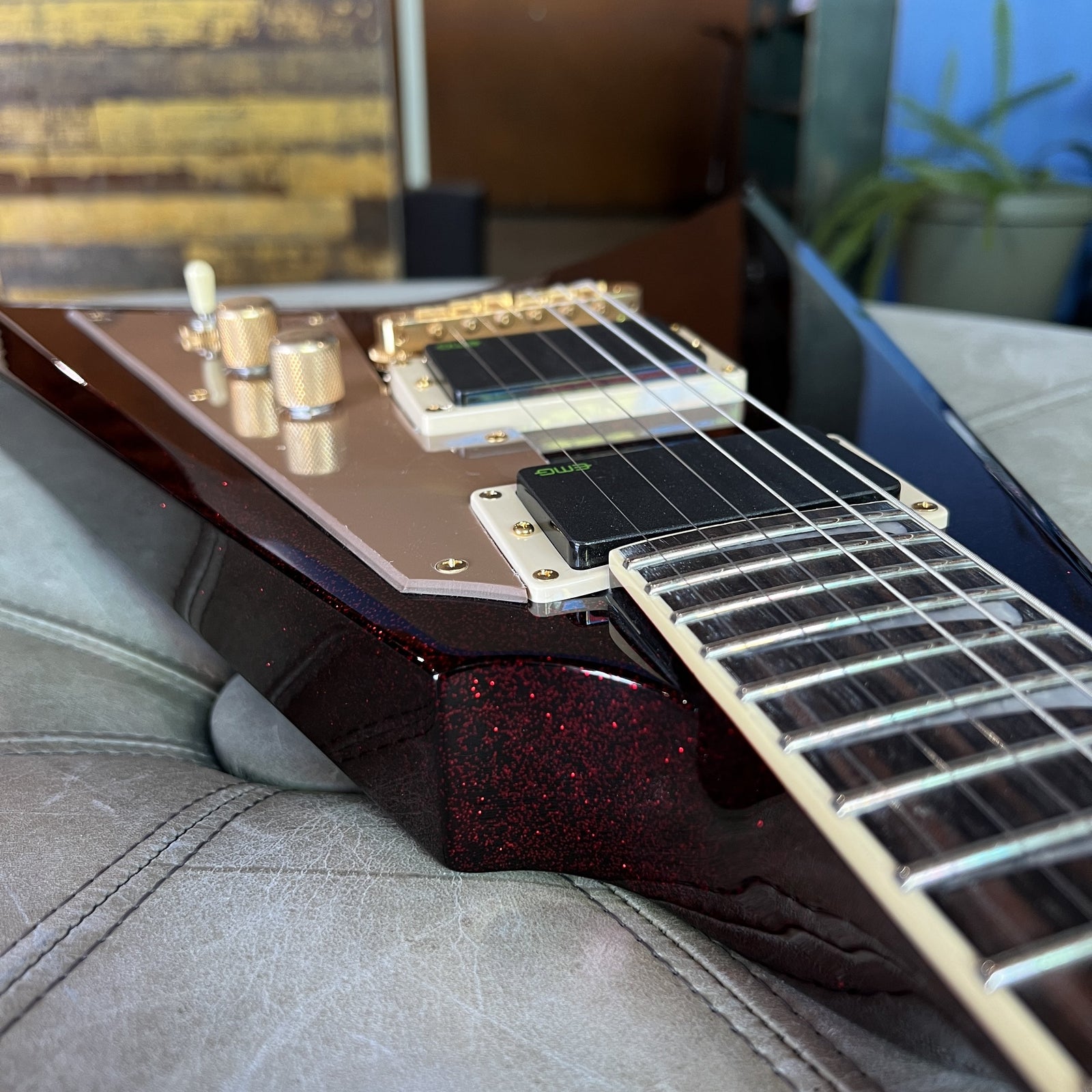 ESP LTD KH-V Kirk Hammett Signature - Red Sparkle (2023, Excellent Condition)