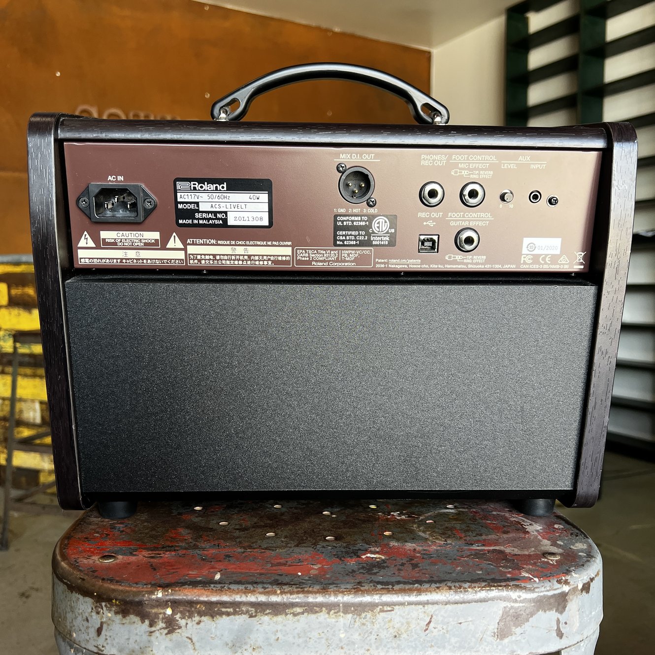LM-IMAGE-140858696-