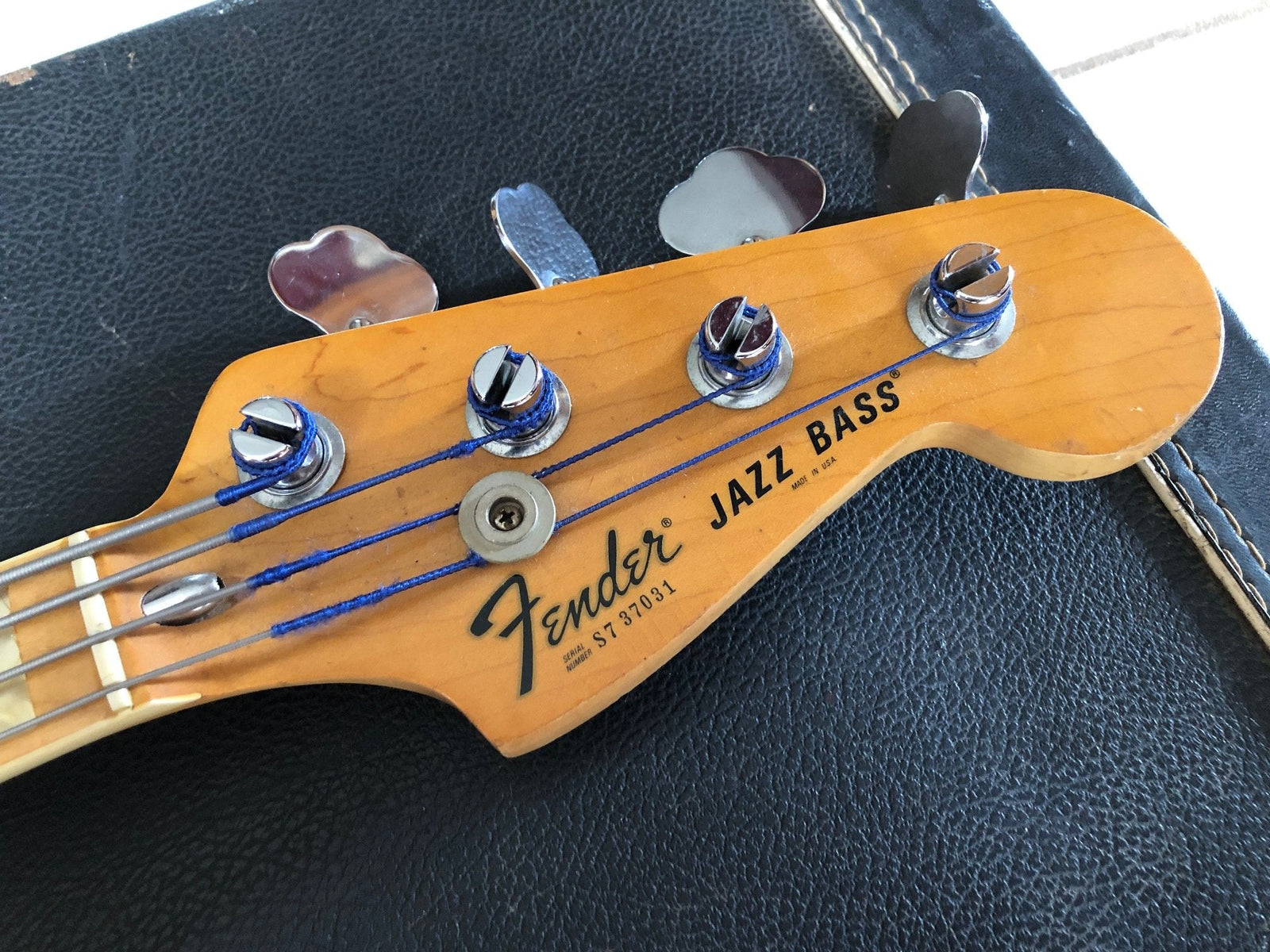 Vintage 1978 Fender Jazz Bass Olympic White with Case