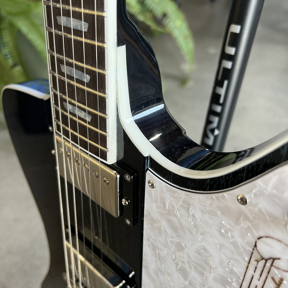 Kauer Guitars Banshee - Starry Night - #624
