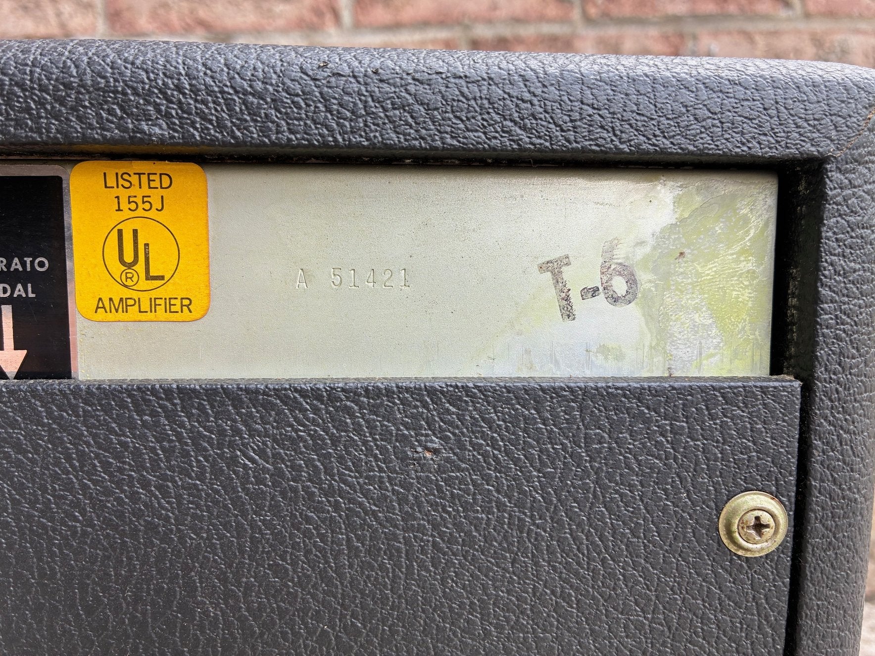 Vintage 1976 Fender Vibro Champ Guitar Amplifier - 100% Original