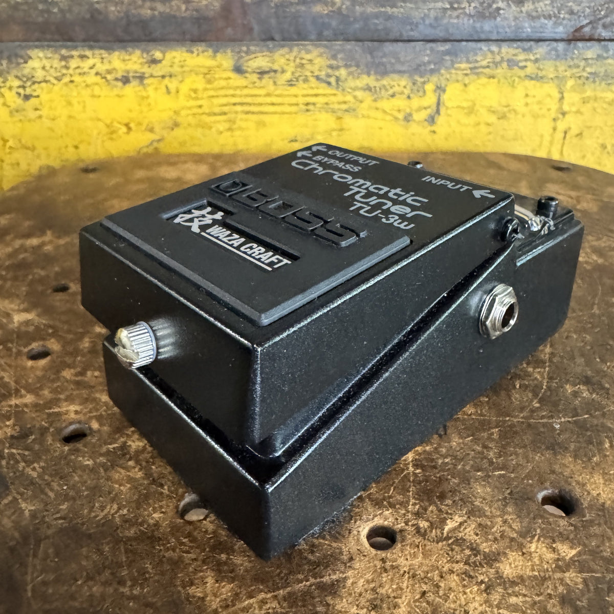 BOSS Waza Craft TU-3w Tuner