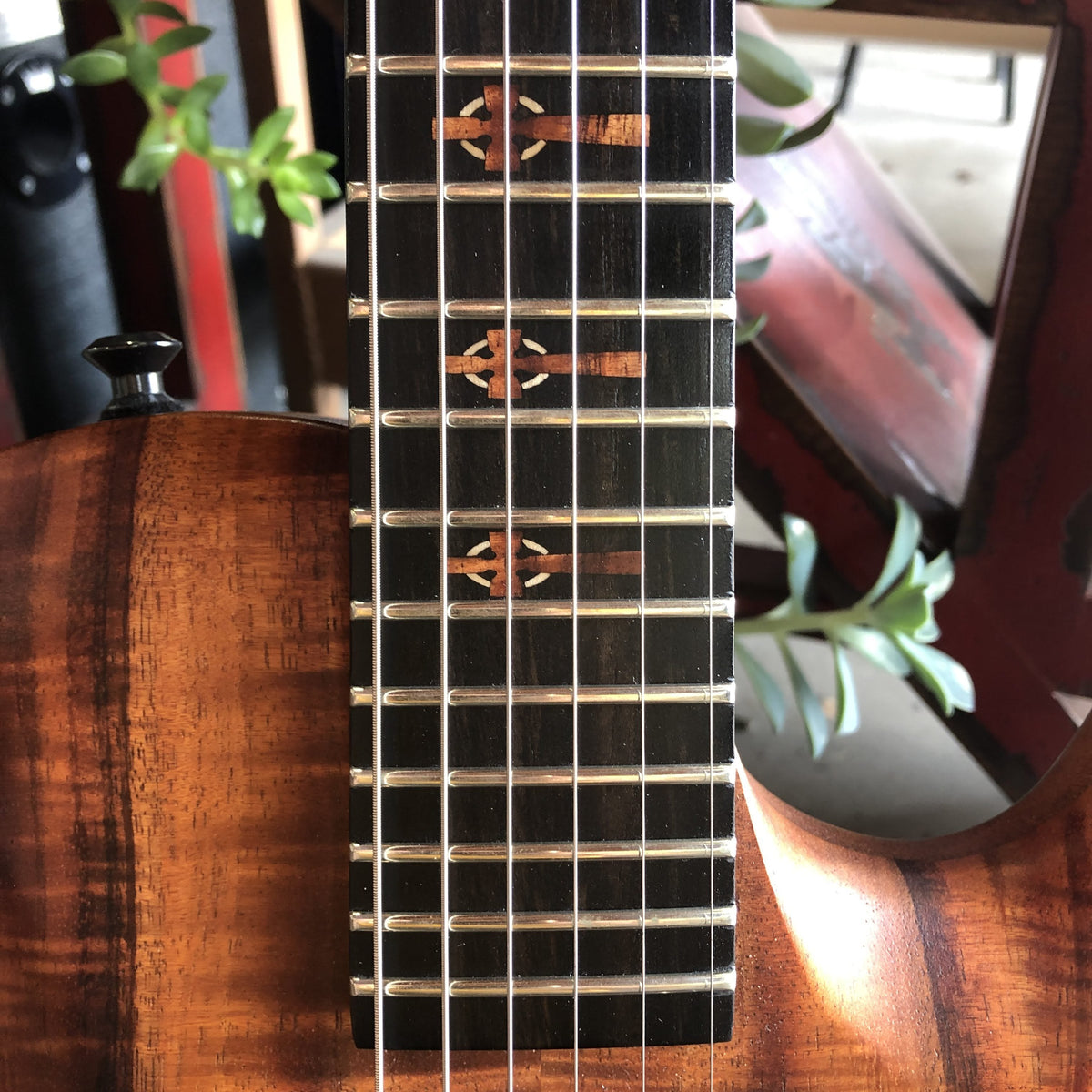 Koca Guitars Leaf
