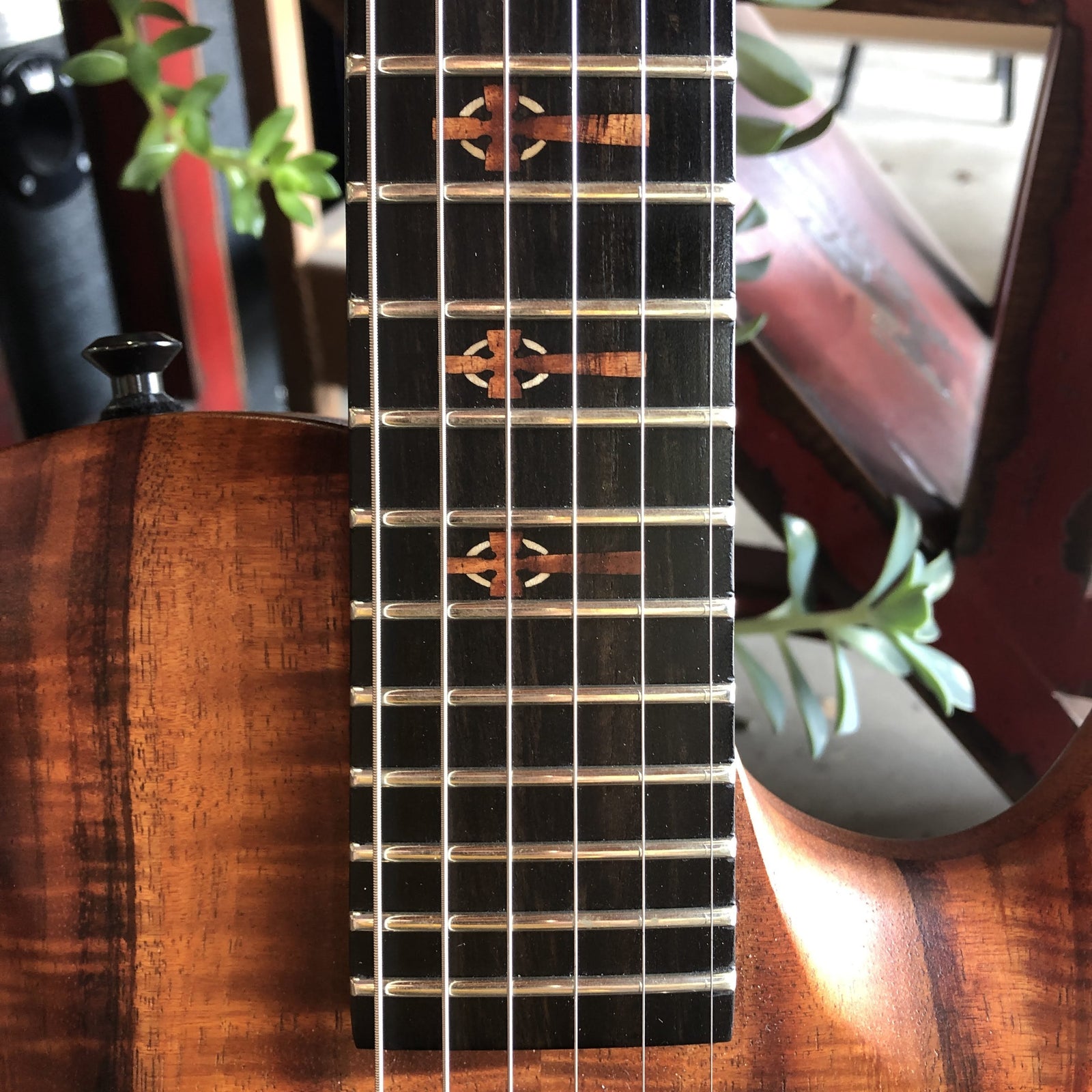 Koca Guitars Leaf