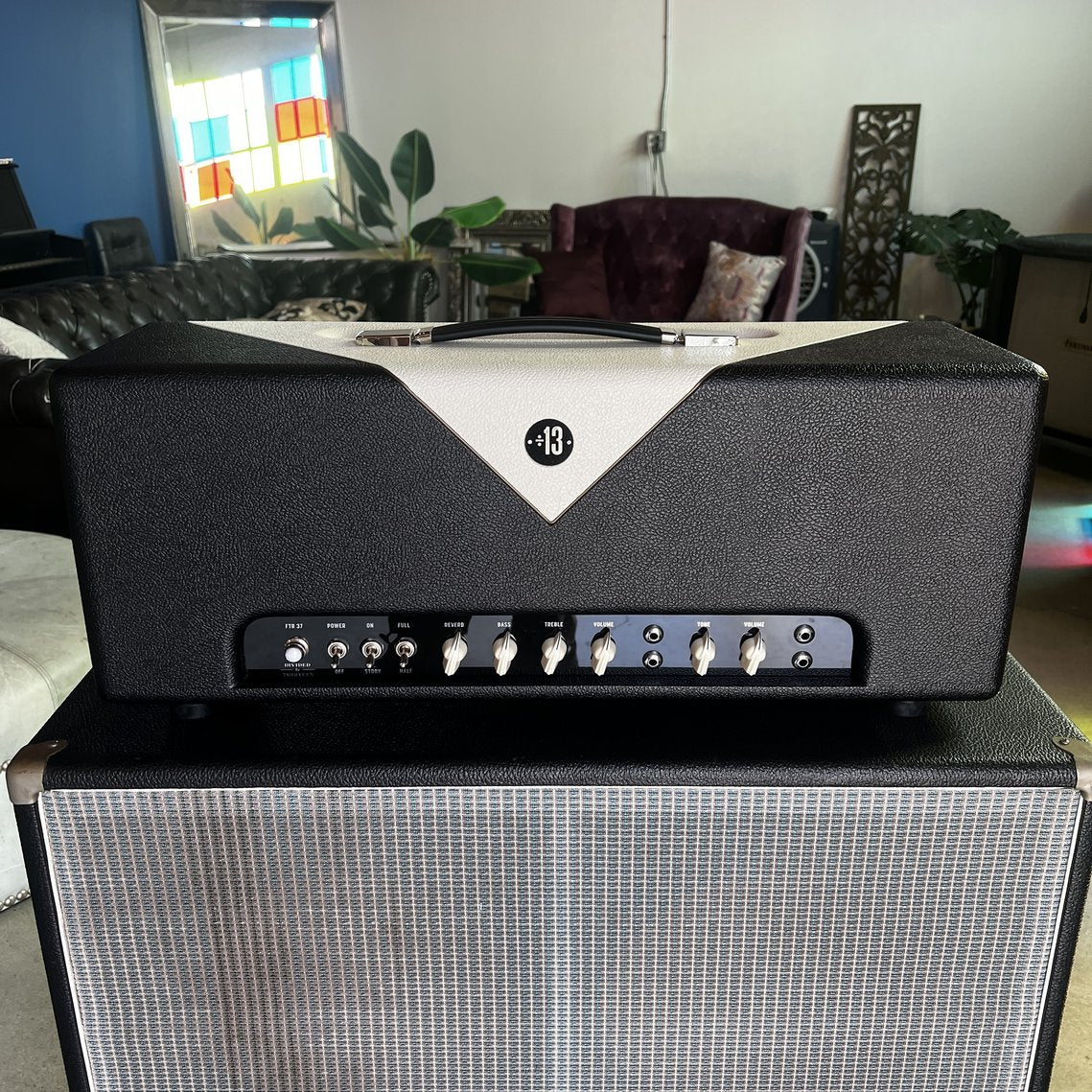 Divided by 13 FRT 37 Head - Black Bronco Tolex / Cream V