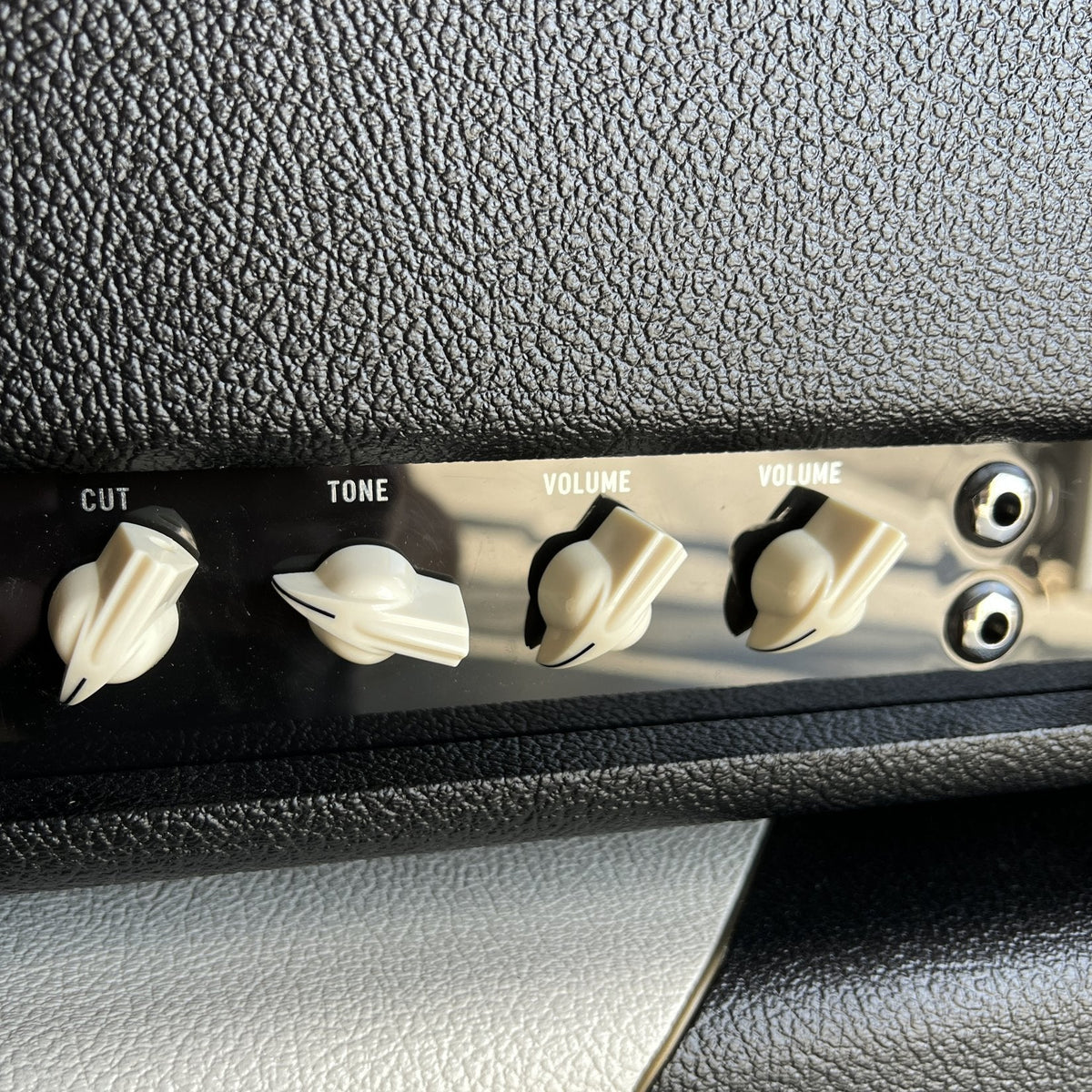 Divided by 13 JRT 9/15 Head - Black Bronco Tolex / Cream V