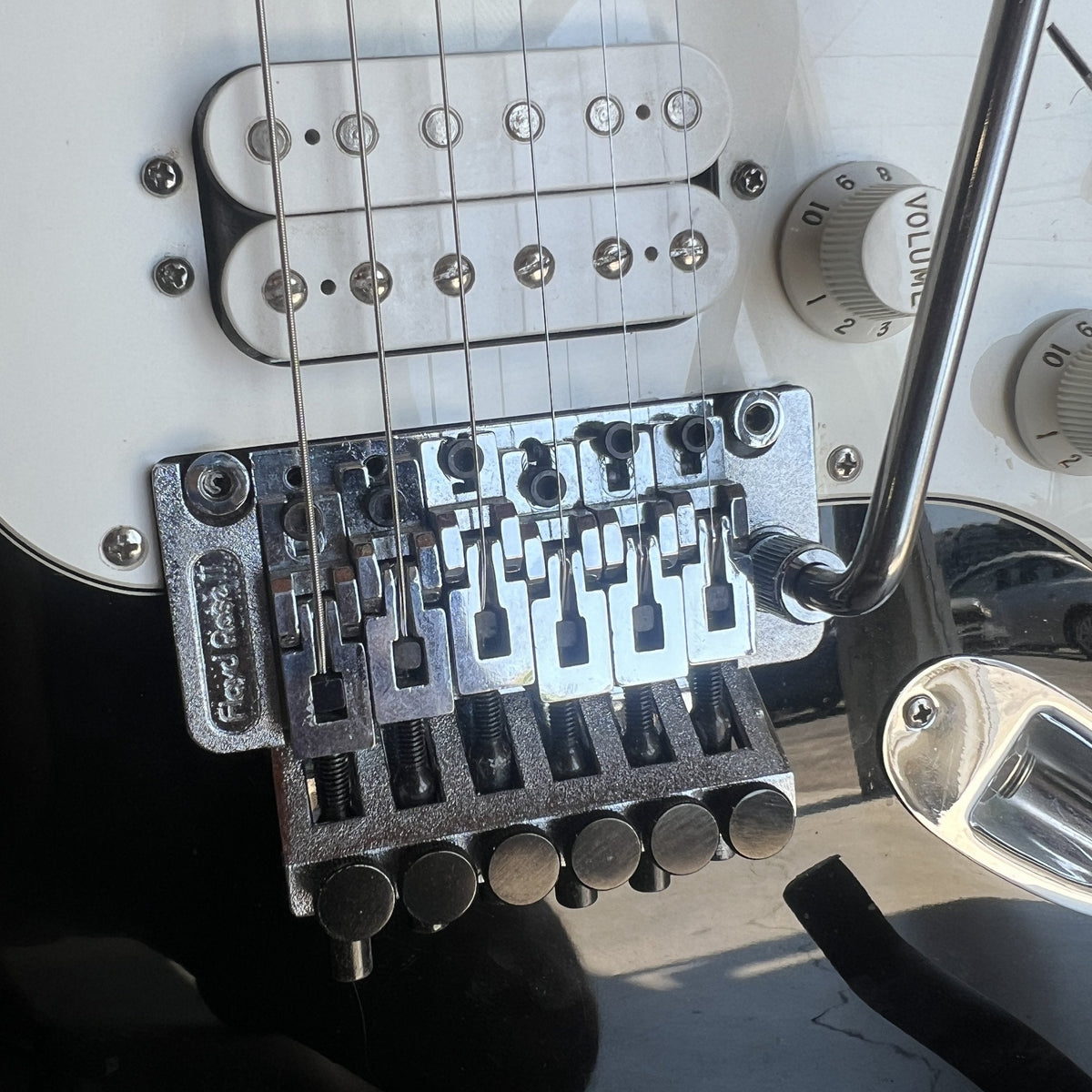 2001 Fender Stratocaster Standard HSS with Locking Tremolo