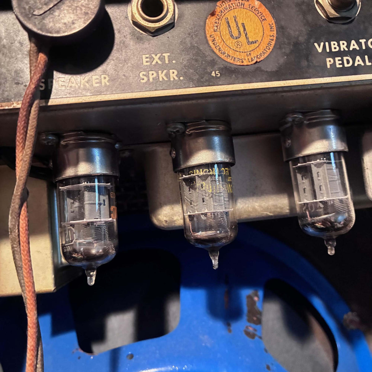 1970 Fender Deluxe Reverb "Silverface" – Vintage Hand-Wired Tone