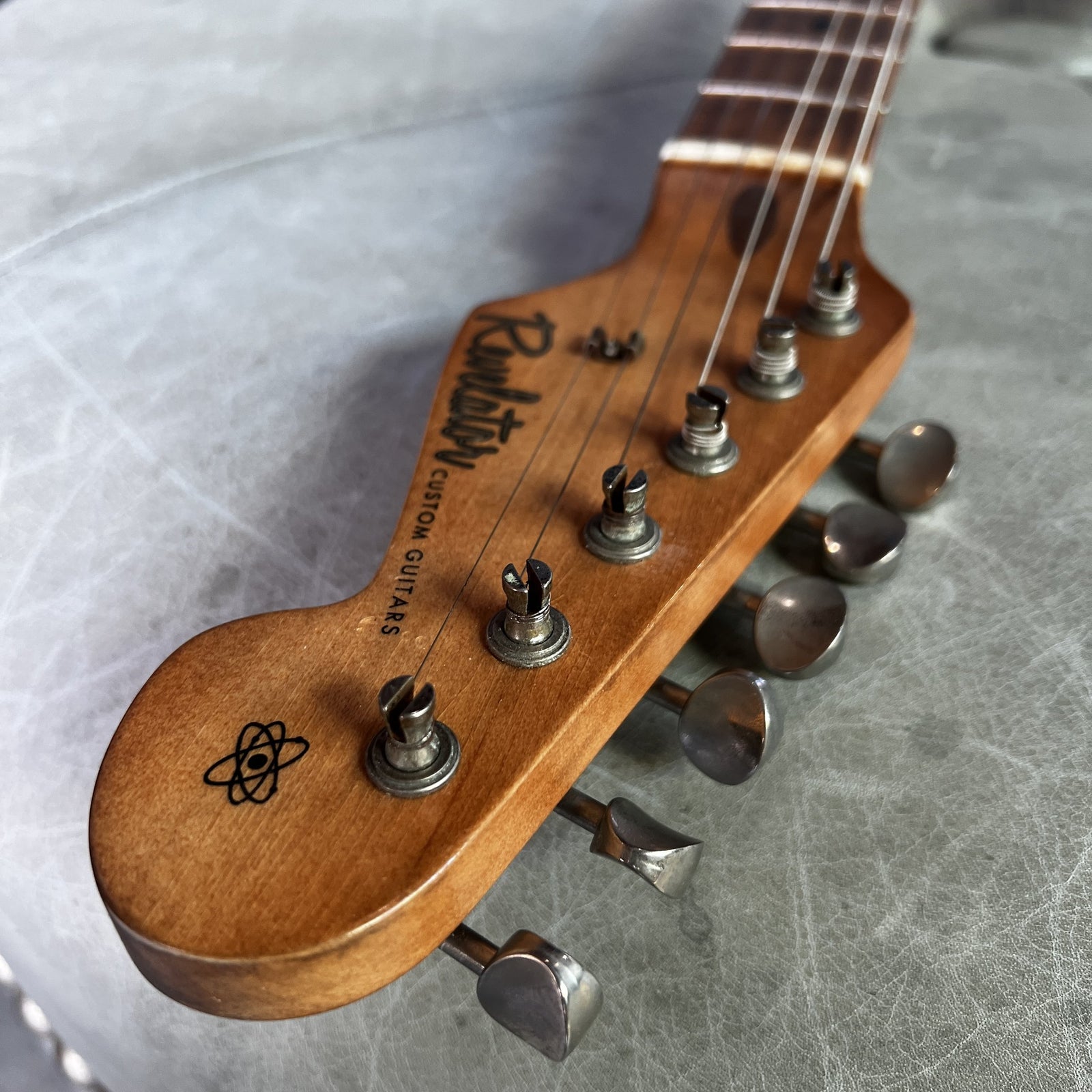 Revelator SuperKing White Blonde