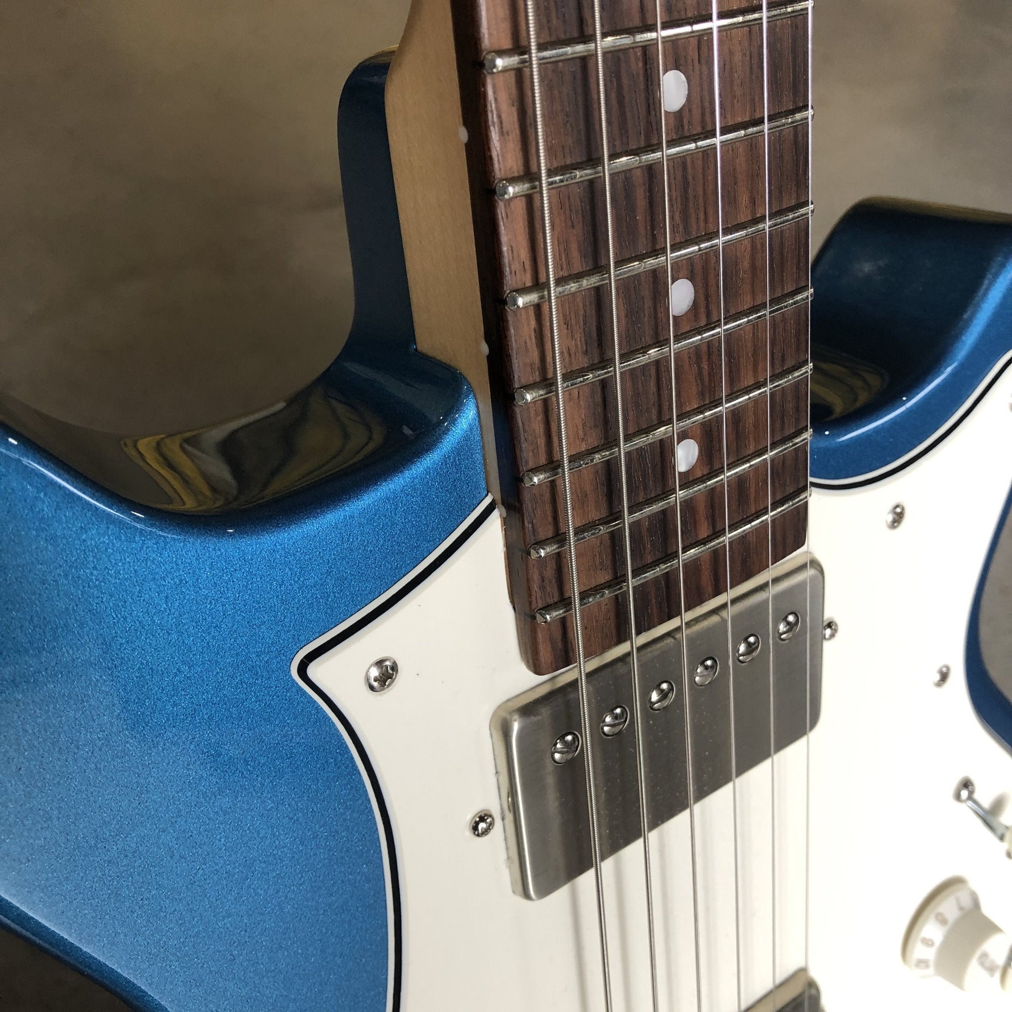Kz Guitar Works KGW22, Lake Placid Blue