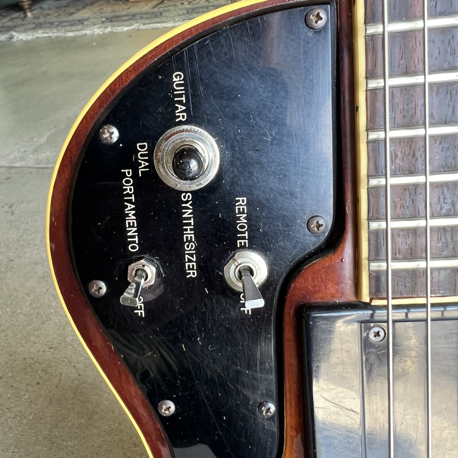 Roland GR-500 Guitar Synthesizer & Controller