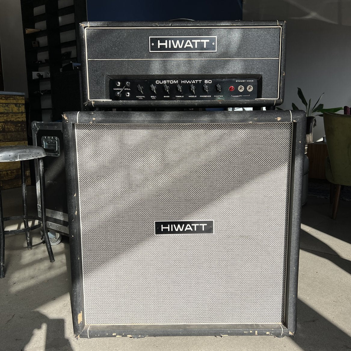 1977 Hiwatt Custom Hiwatt 50 Guitar Amplifier Head, Model DR504